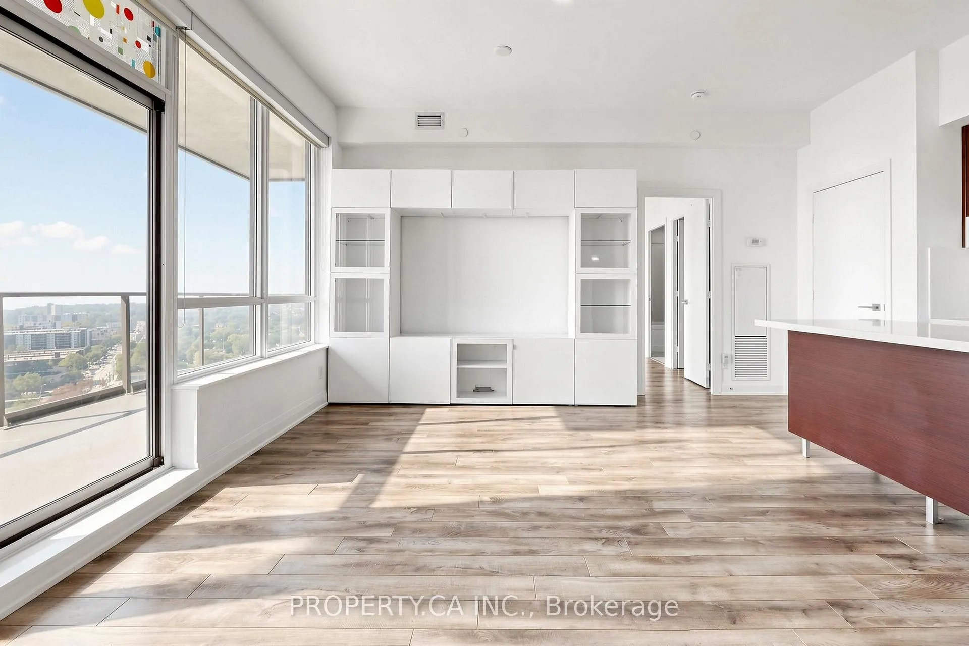 Photo 8 of Unit 2203, 36 Park Lawn Road, Etobicoke, Mimico — HOMEH
