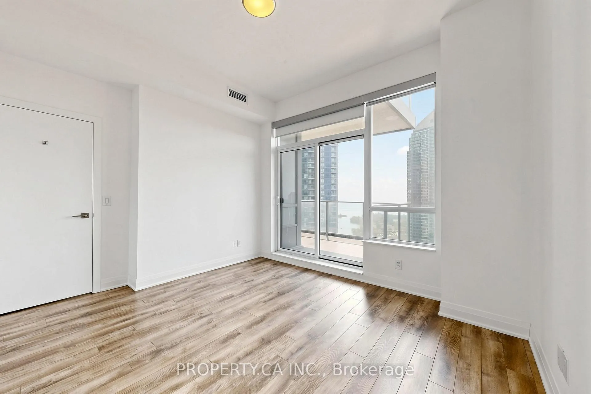 Photo 13 of Unit 2203, 36 Park Lawn Road, Etobicoke, Mimico — HOMEH