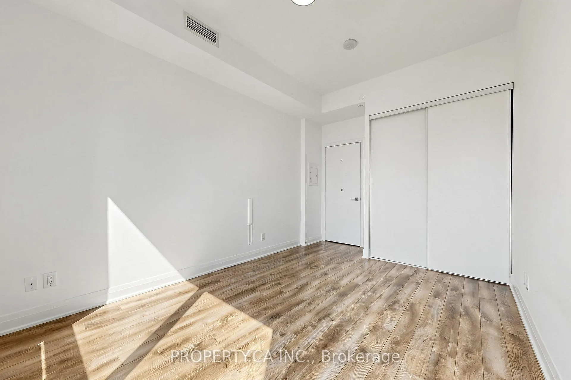 Photo 17 of Unit 2203, 36 Park Lawn Road, Etobicoke, Mimico — HOMEH