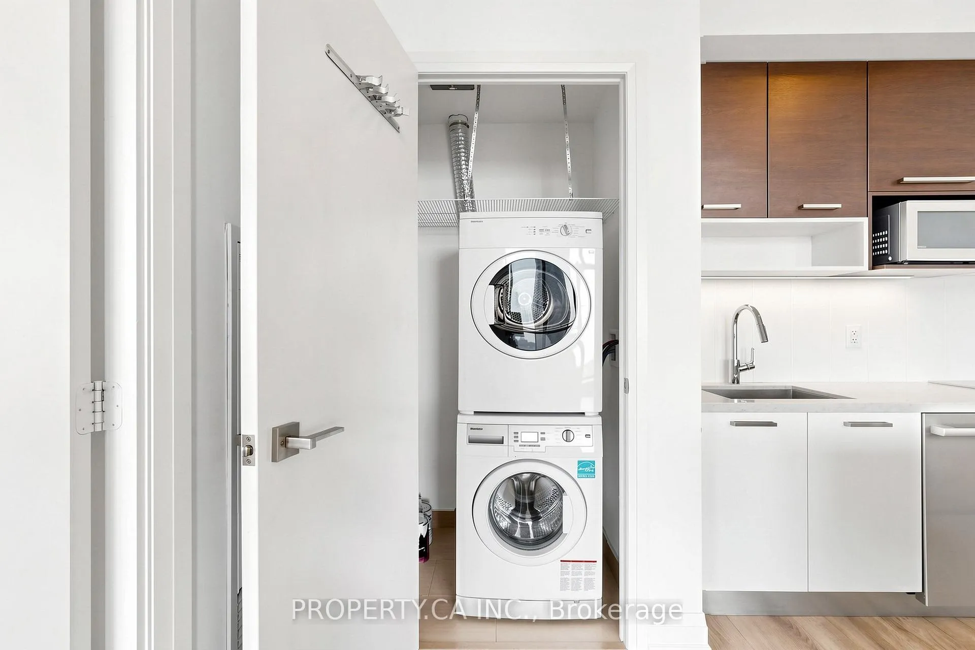 Photo 19 of Unit 2203, 36 Park Lawn Road, Etobicoke, Mimico — HOMEH