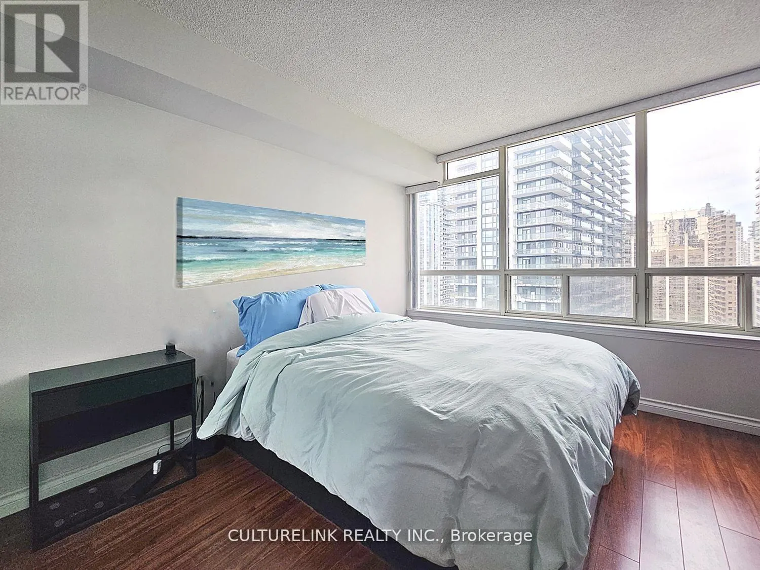 Photo 6 of Unit 2215, 30 Greenfield Avenue, North York, Willowdale East — HOMEH