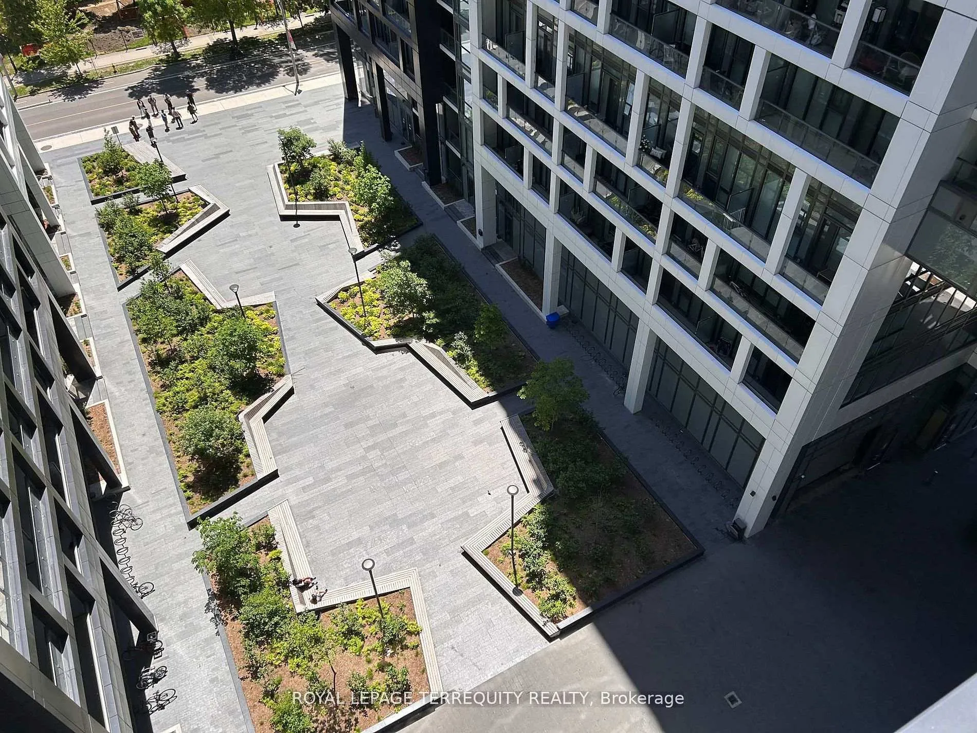 Photo 3 of Unit 2331, 135 Lower Sherbourne Street, Toronto, Waterfront Communities — HOMEH
