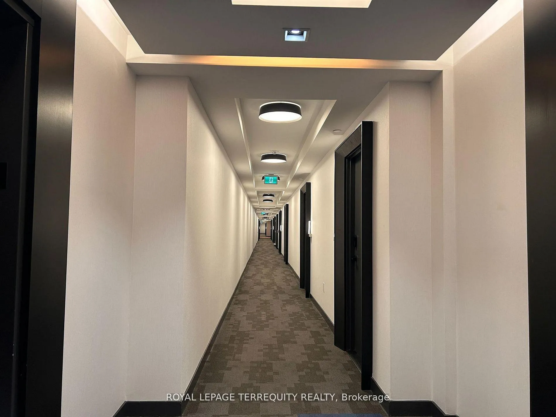 Photo 5 of Unit 2331, 135 Lower Sherbourne Street, Toronto, Waterfront Communities — HOMEH