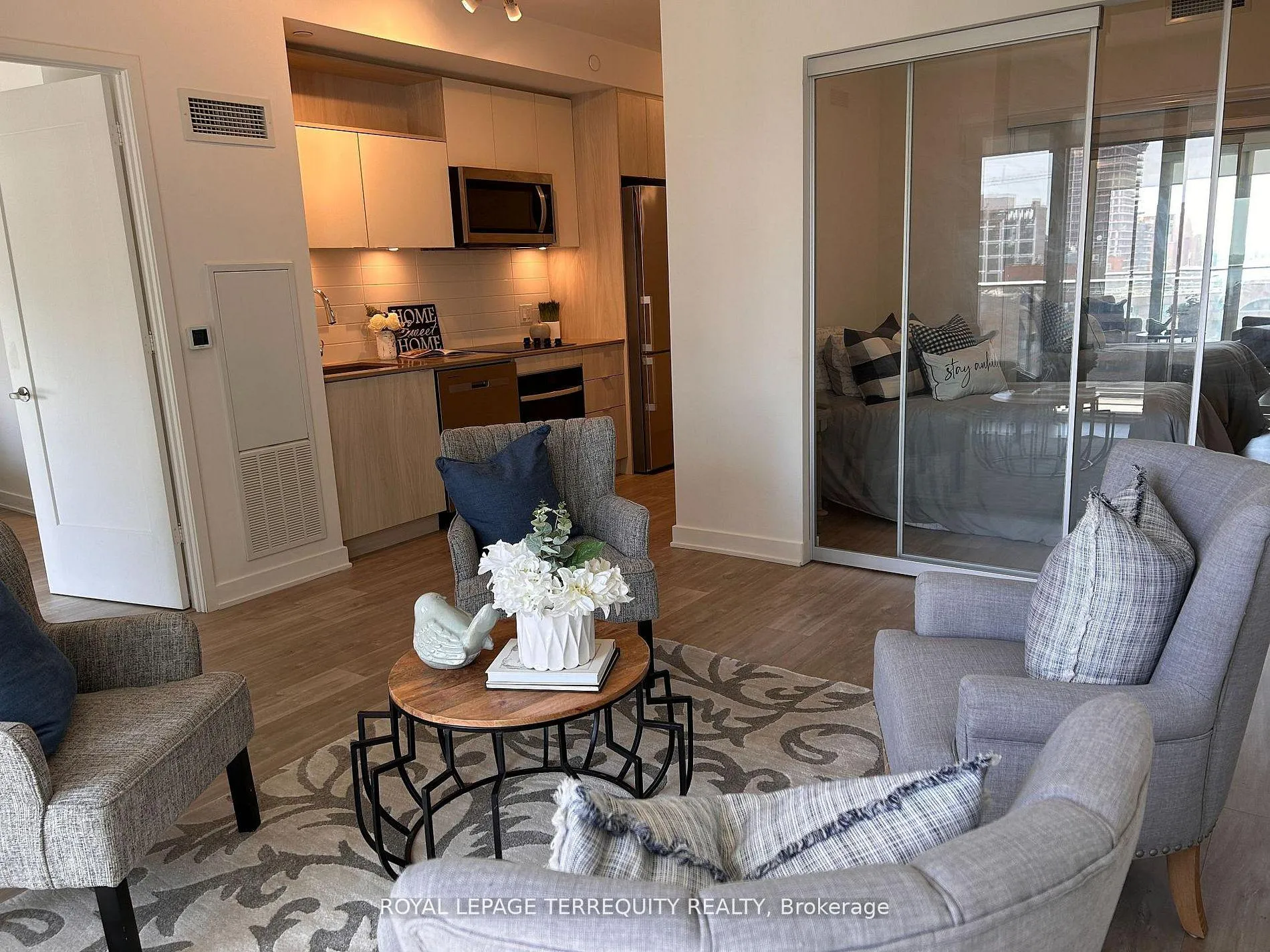 Photo 7 of Unit 2331, 135 Lower Sherbourne Street, Toronto, Waterfront Communities — HOMEH