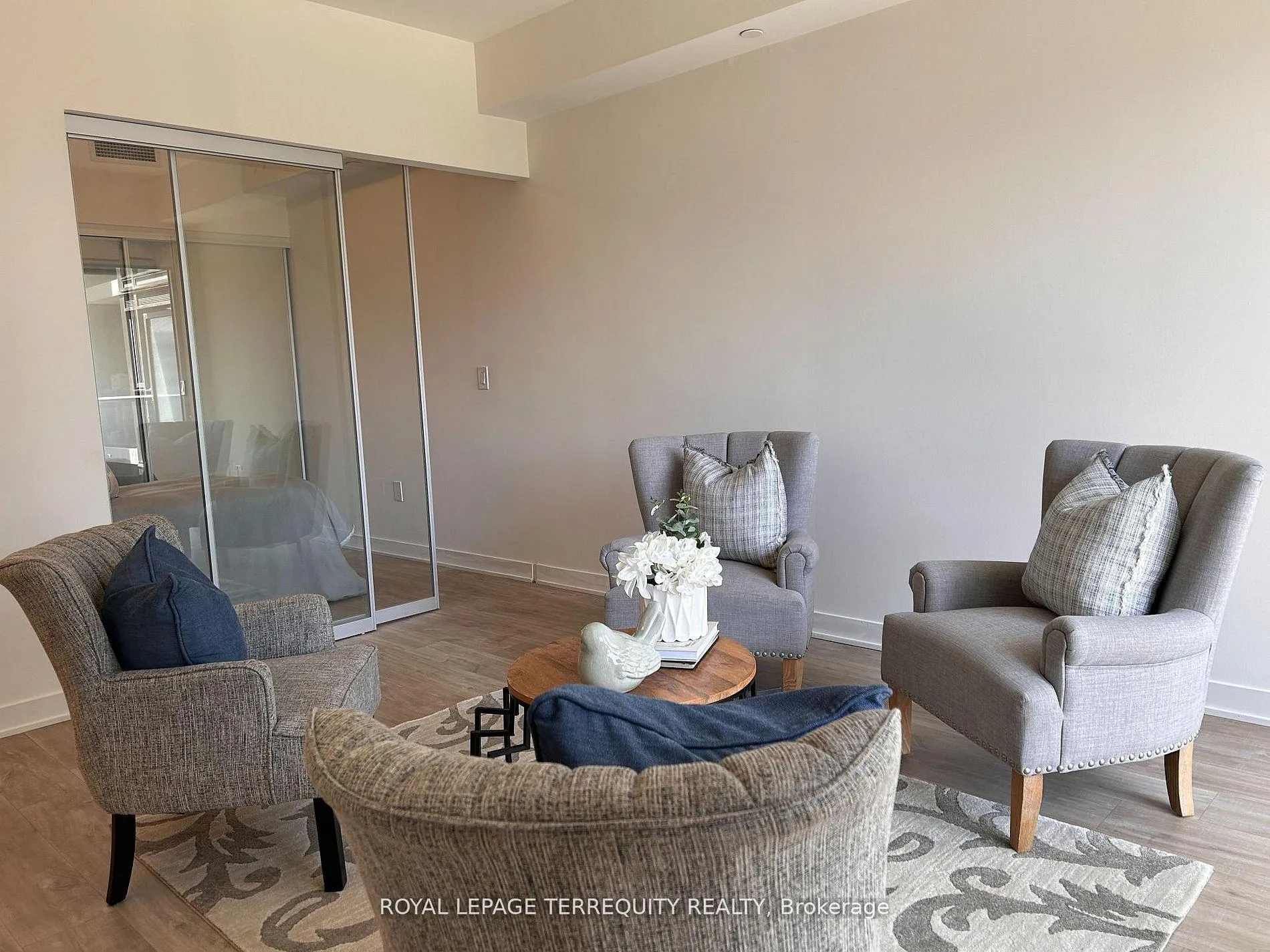 Photo 8 of Unit 2331, 135 Lower Sherbourne Street, Toronto, Waterfront Communities — HOMEH