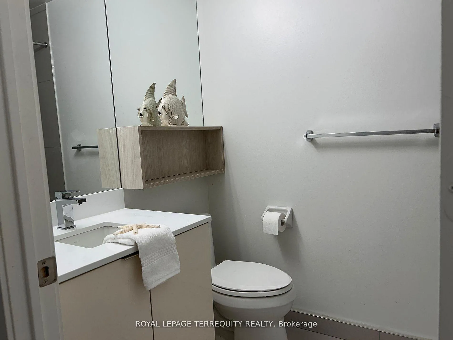 Photo 19 of Unit 2331, 135 Lower Sherbourne Street, Toronto, Waterfront Communities — HOMEH