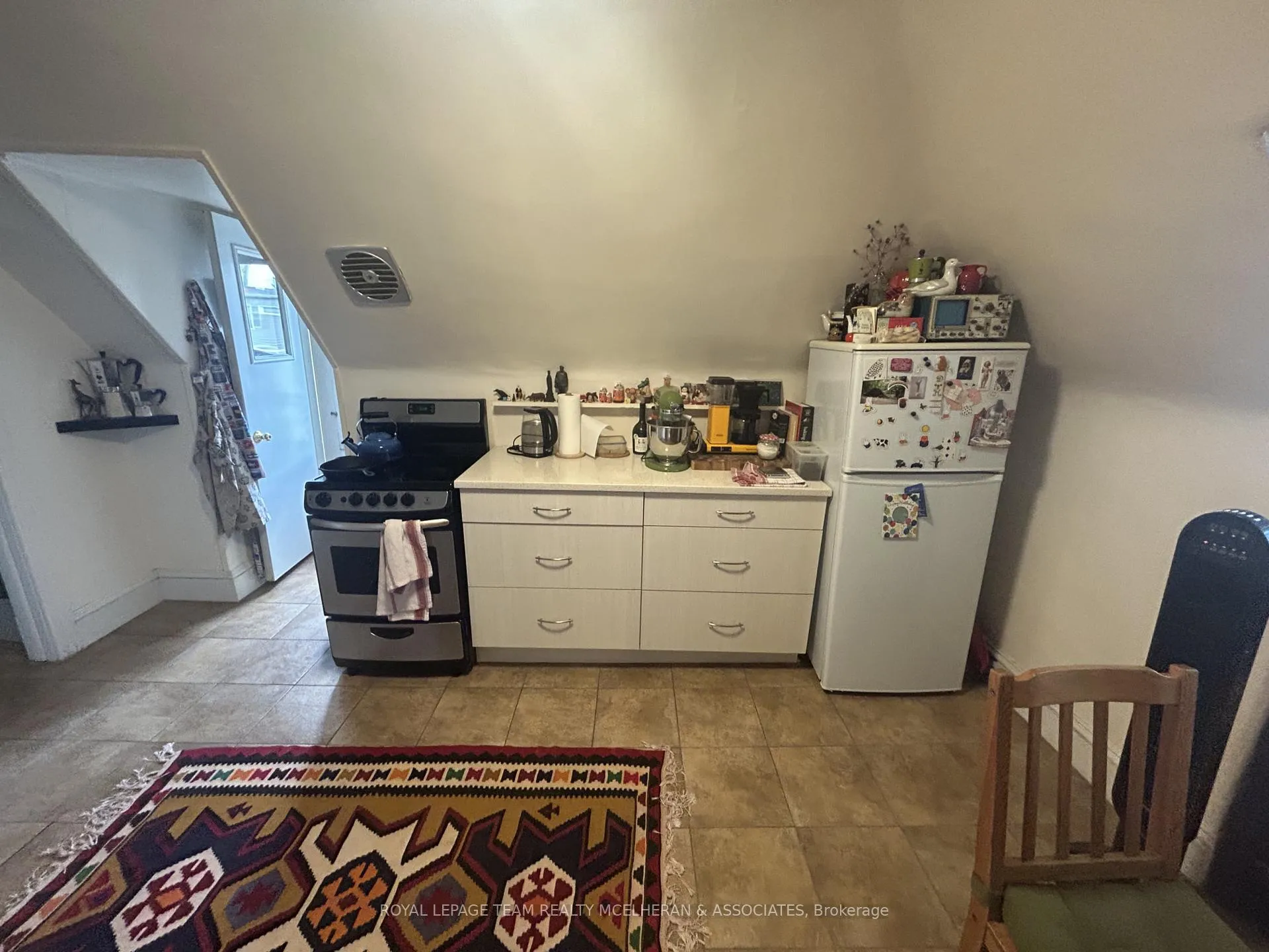 Photo 3 of Unit 3, 65 Delaware Avenue, Ottawa, Ottawa Centre/Golden Triangle — HOMEH