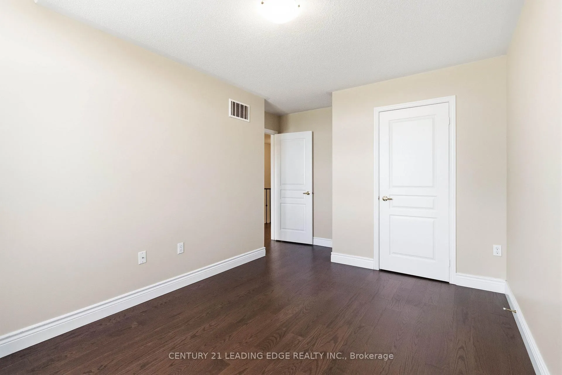 Photo 22 of 3201 Neyagawa Boulevard, Oakville, Glenorchy — HOMEH