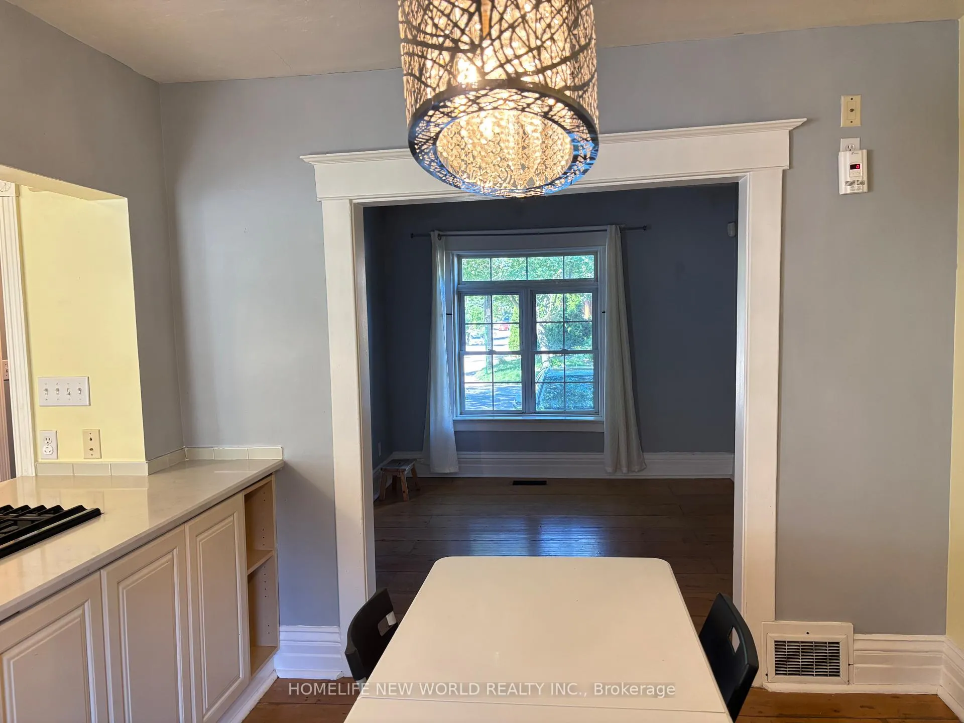 Photo 6 of 93 Durie Street, Toronto, High Park-Swansea — HOMEH