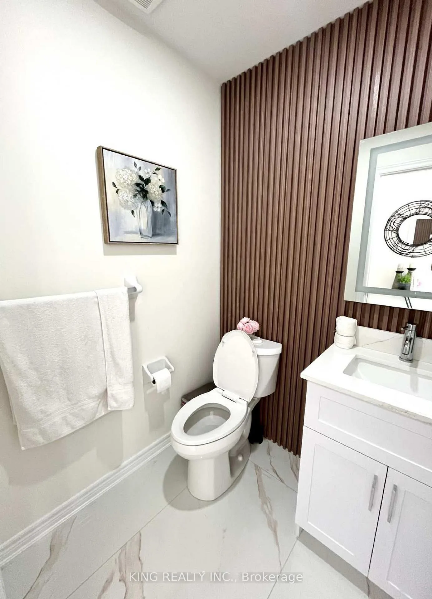 Photo 6 of 63 Cobriza Crescent, Brampton, Northwest Brampton — HOMEH