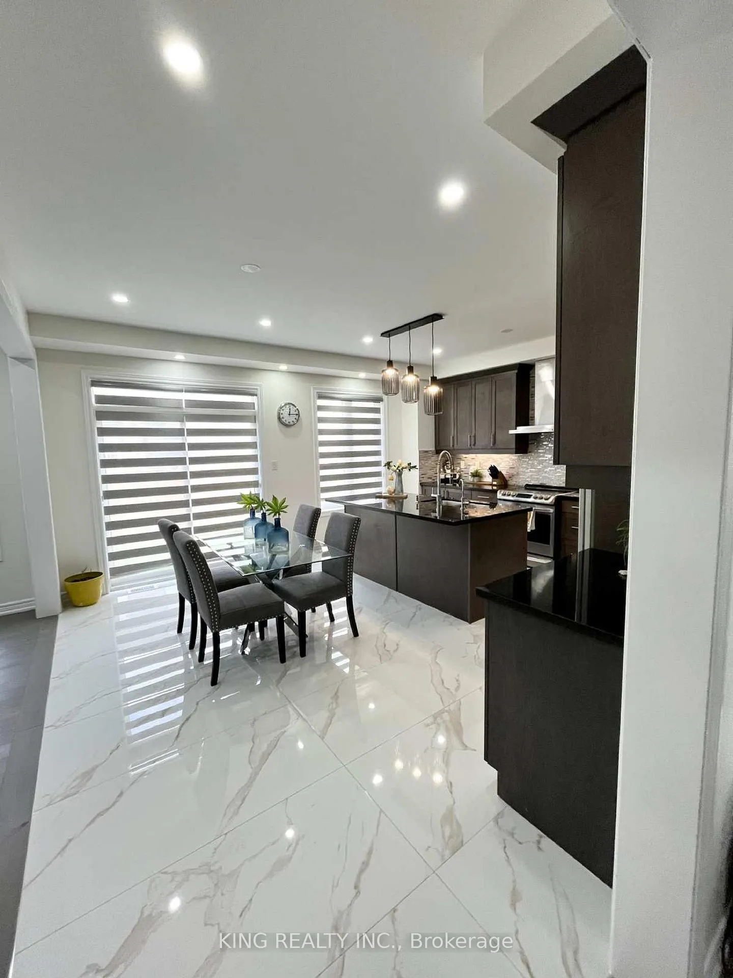 Photo 14 of 63 Cobriza Crescent, Brampton, Northwest Brampton — HOMEH