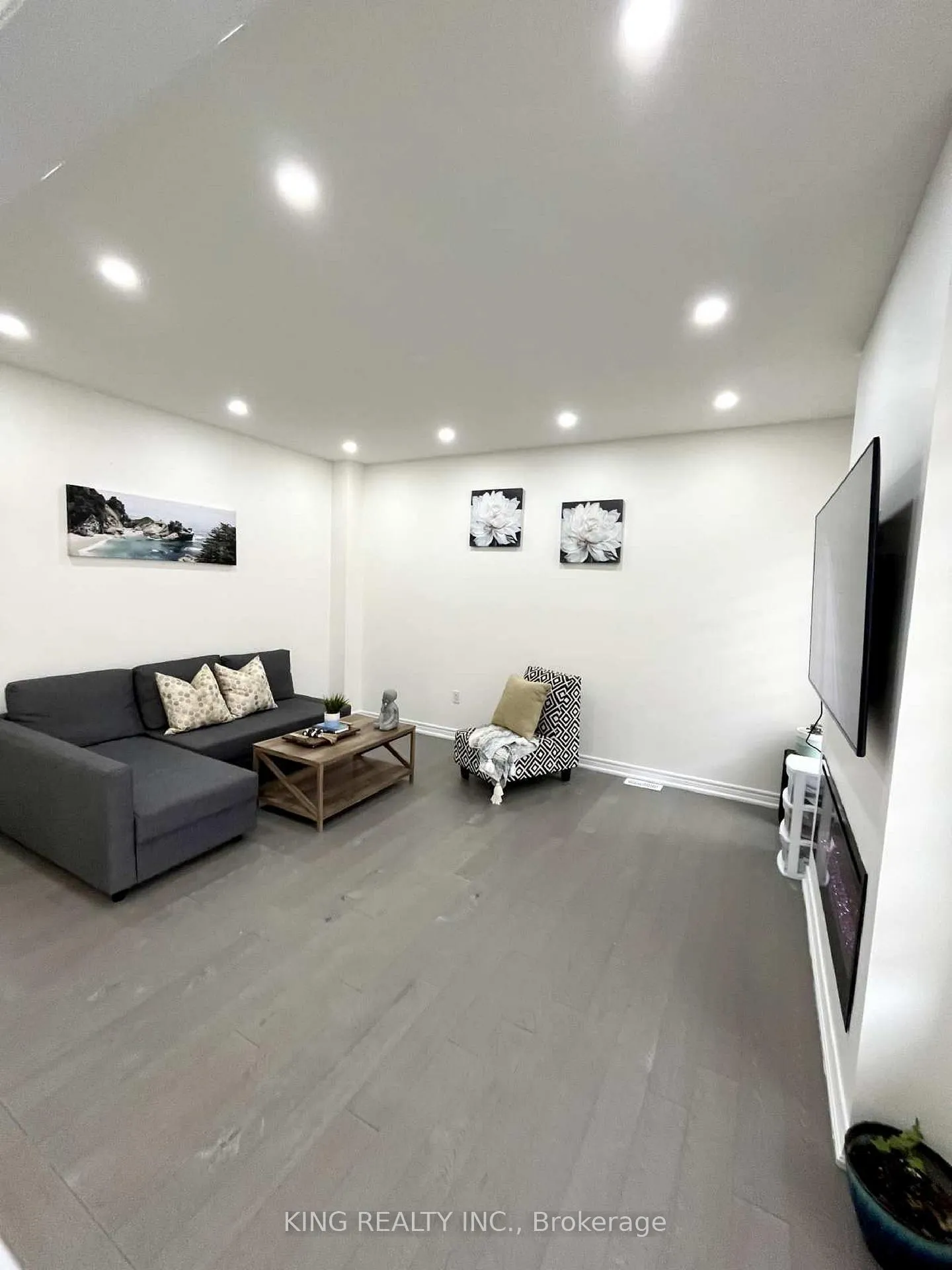 Photo 17 of 63 Cobriza Crescent, Brampton, Northwest Brampton — HOMEH