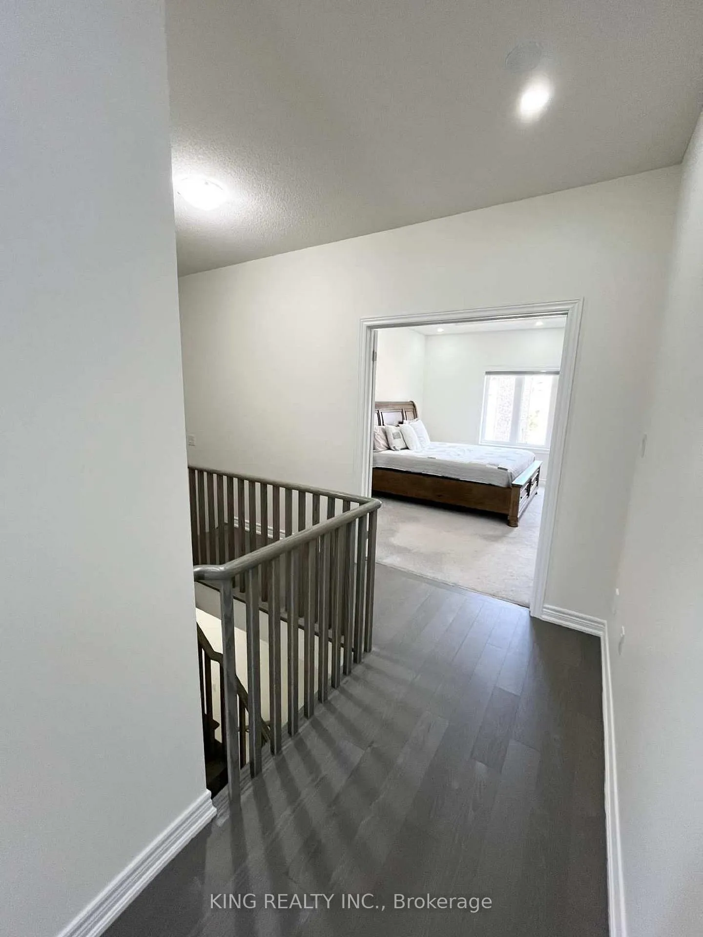 Photo 21 of 63 Cobriza Crescent, Brampton, Northwest Brampton — HOMEH