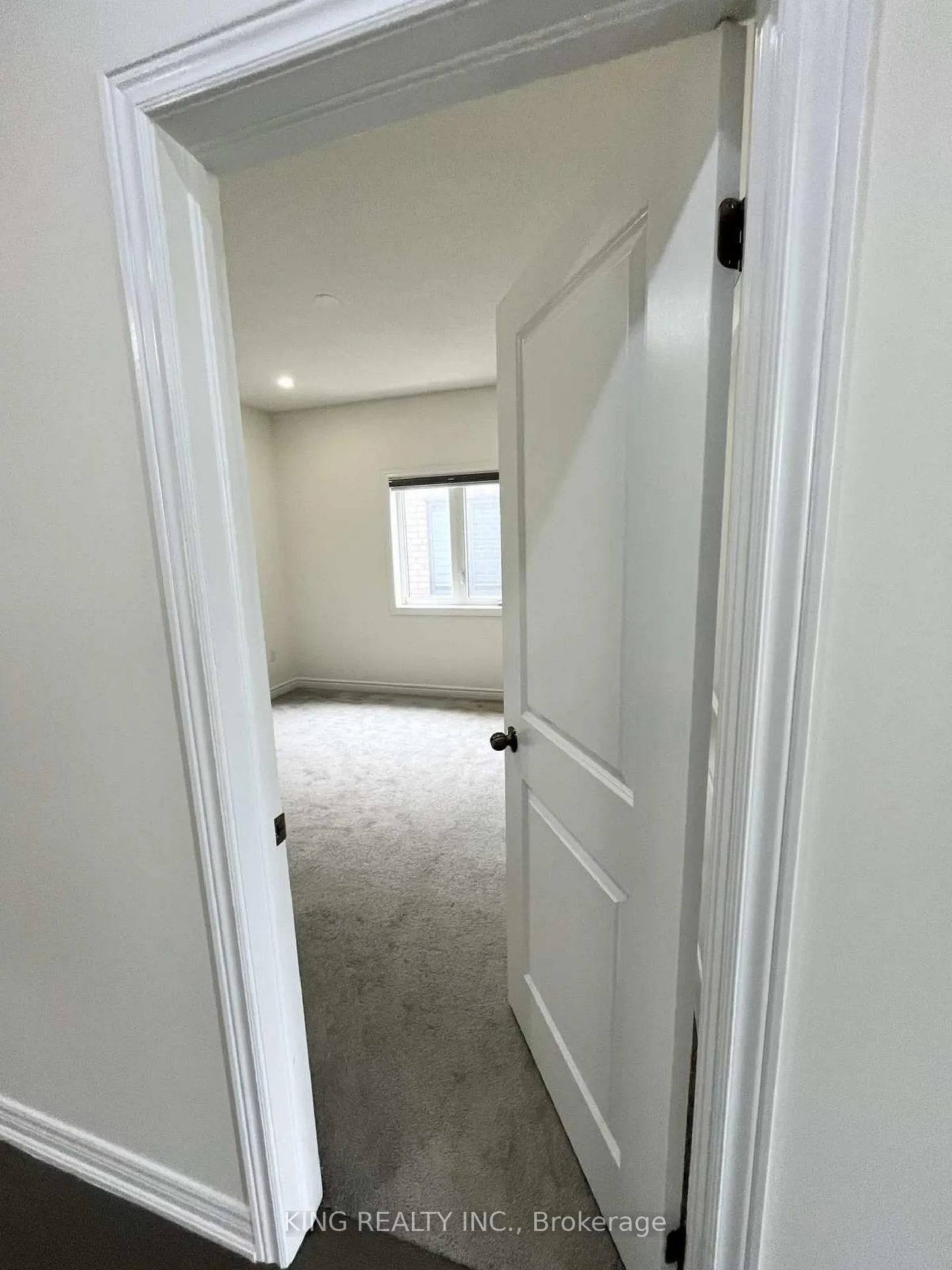 Photo 30 of 63 Cobriza Crescent, Brampton, Northwest Brampton — HOMEH