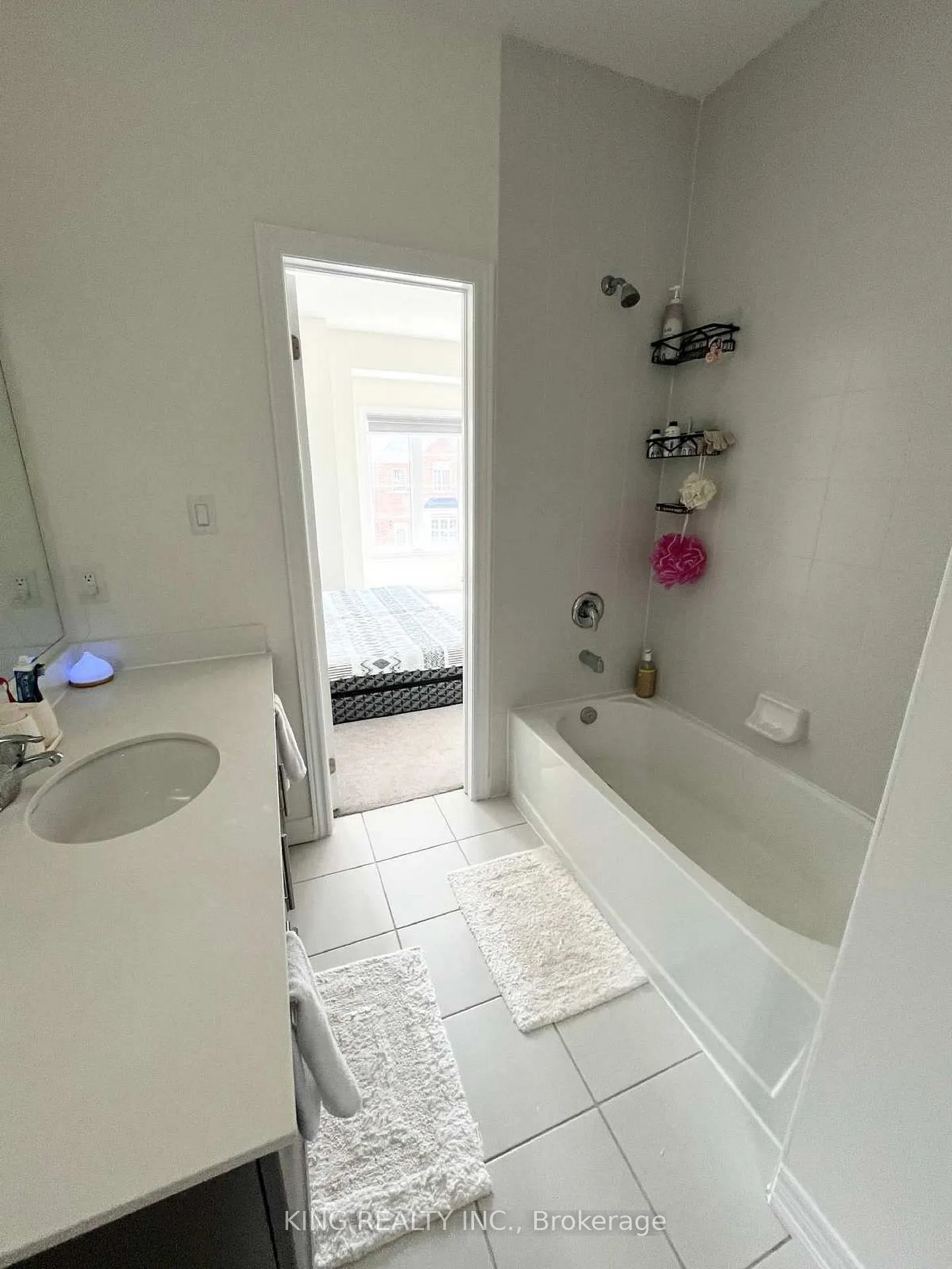 Photo 33 of 63 Cobriza Crescent, Brampton, Northwest Brampton — HOMEH