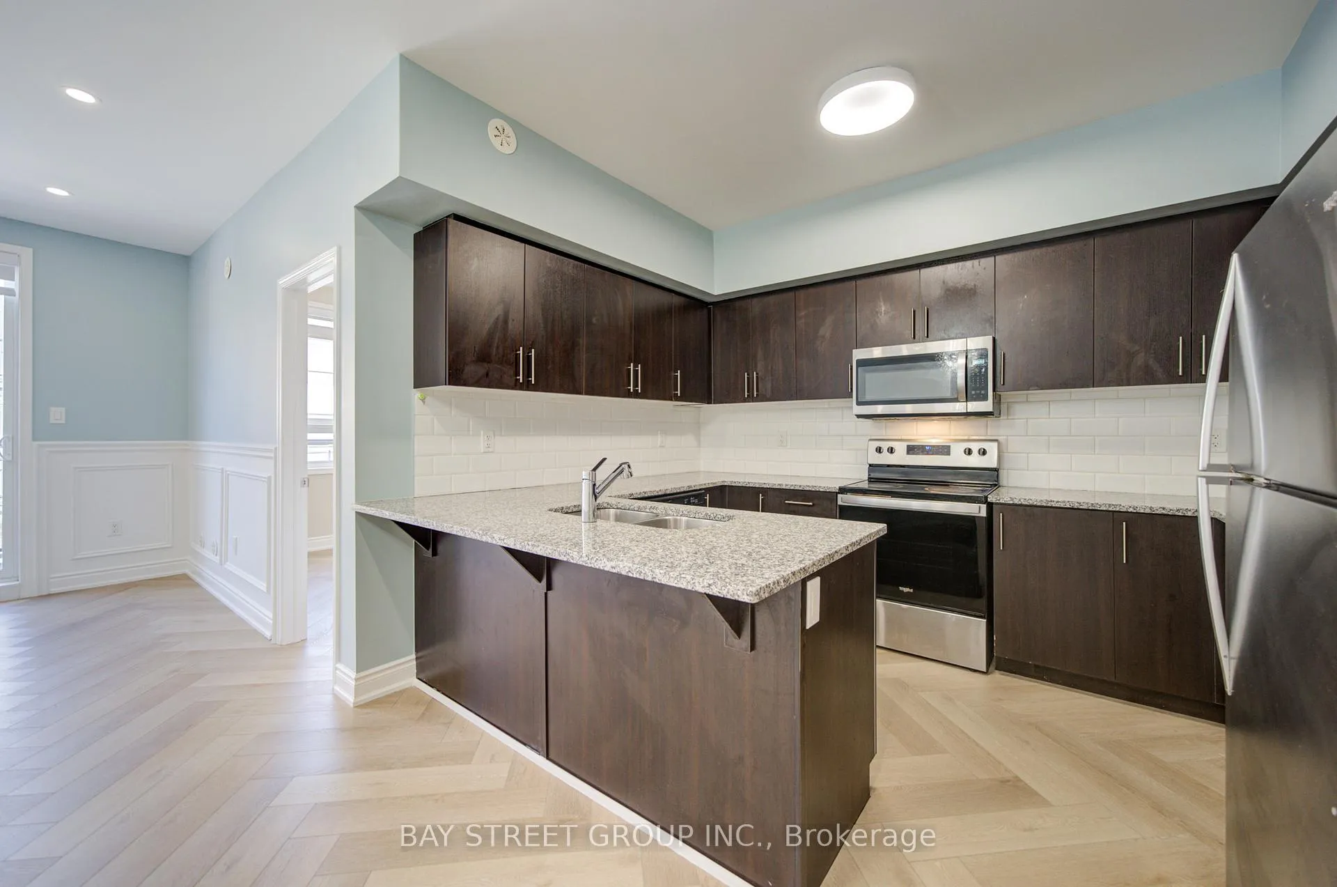 Photo 5 of Unit 3, 626 Rexdale Boulevard, Etobicoke, West Humber-Clairville — HOMEH