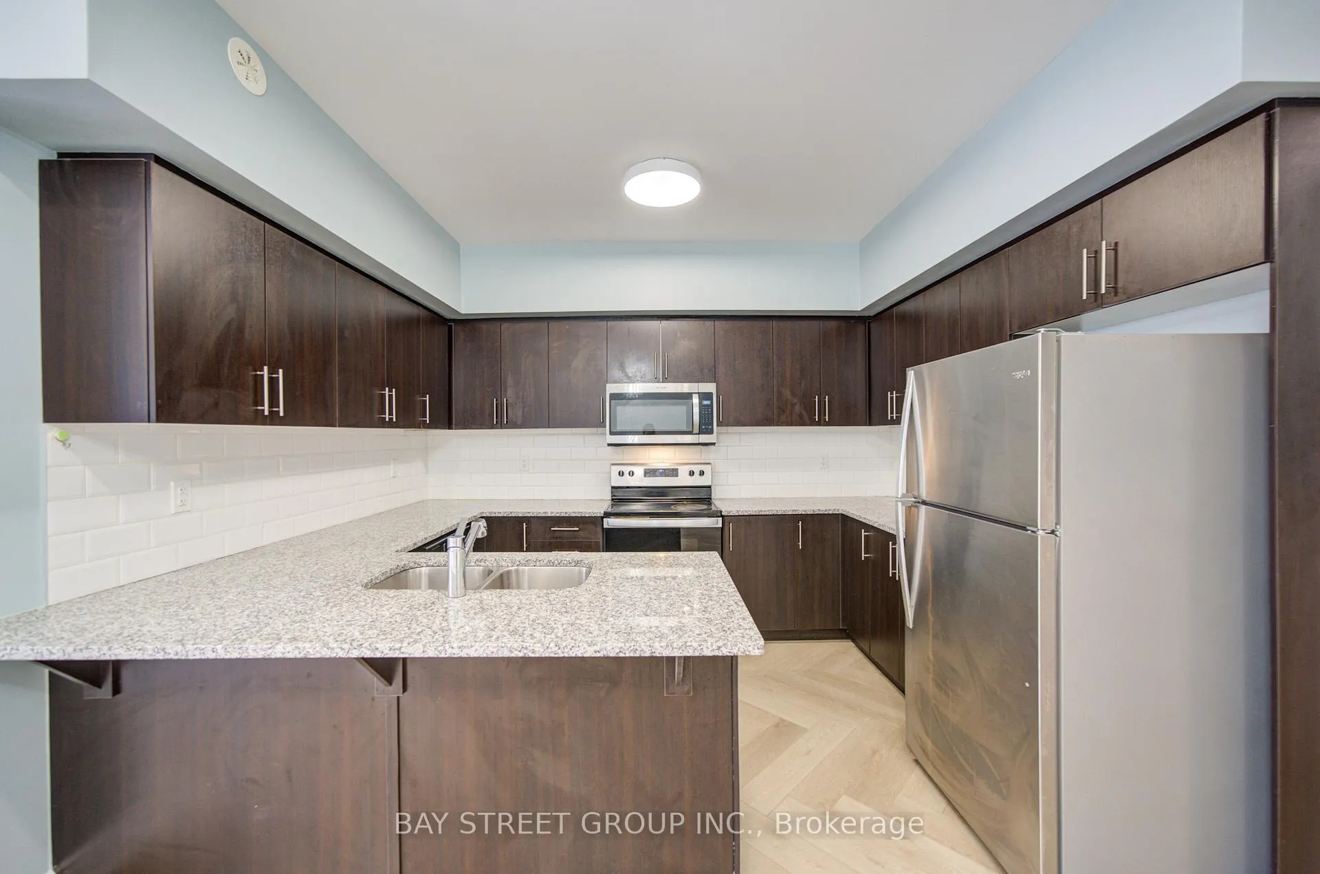 Photo 7 of Unit 3, 626 Rexdale Boulevard, Etobicoke, West Humber-Clairville — HOMEH