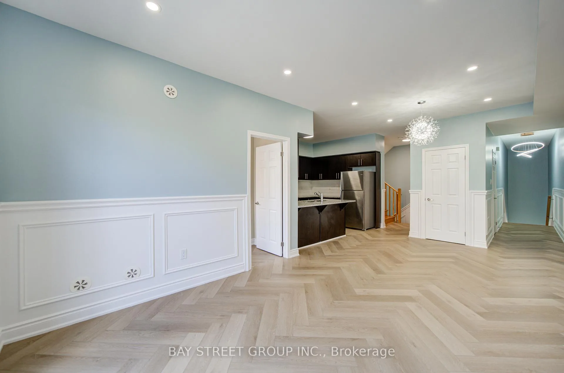 Photo 9 of Unit 3, 626 Rexdale Boulevard, Etobicoke, West Humber-Clairville — HOMEH