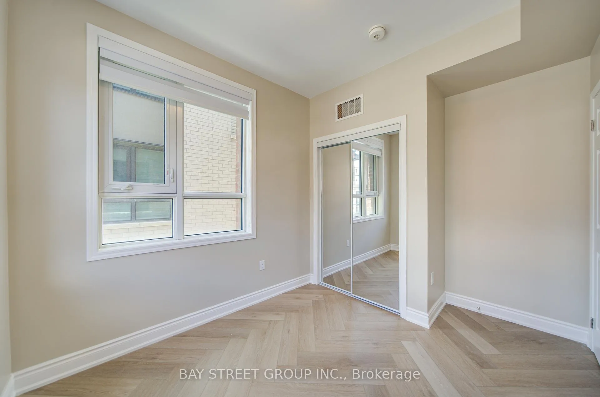 Photo 13 of Unit 3, 626 Rexdale Boulevard, Etobicoke, West Humber-Clairville — HOMEH