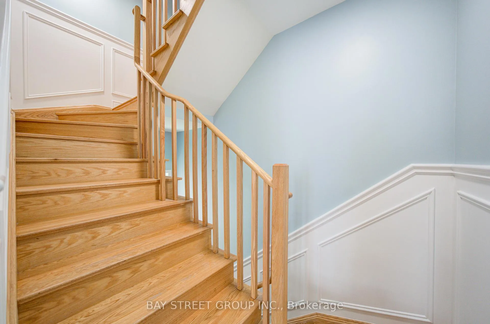 Photo 15 of Unit 3, 626 Rexdale Boulevard, Etobicoke, West Humber-Clairville — HOMEH