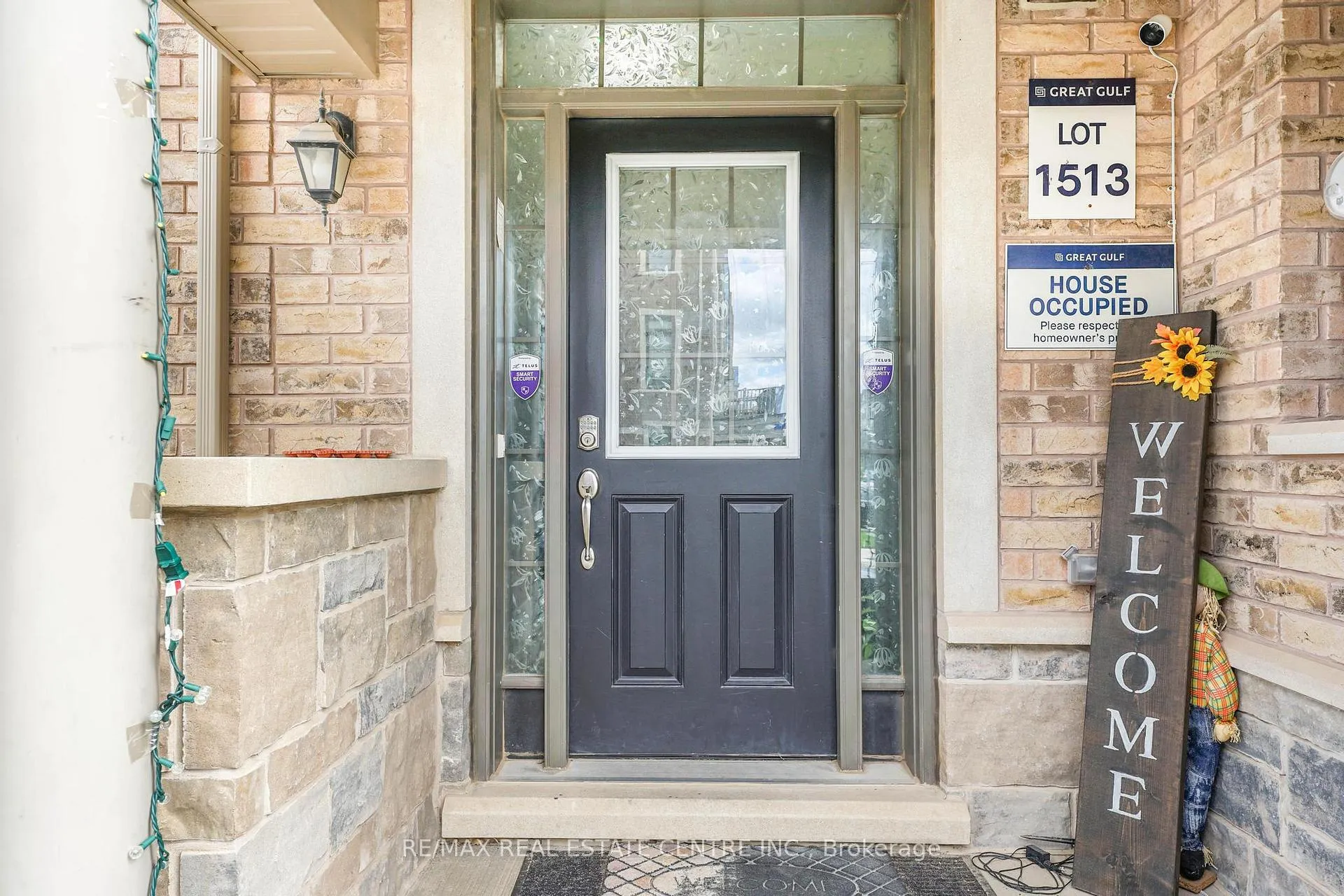 Photo 4 of 474 Sheaffe Place, Milton, Ford — HOMEH