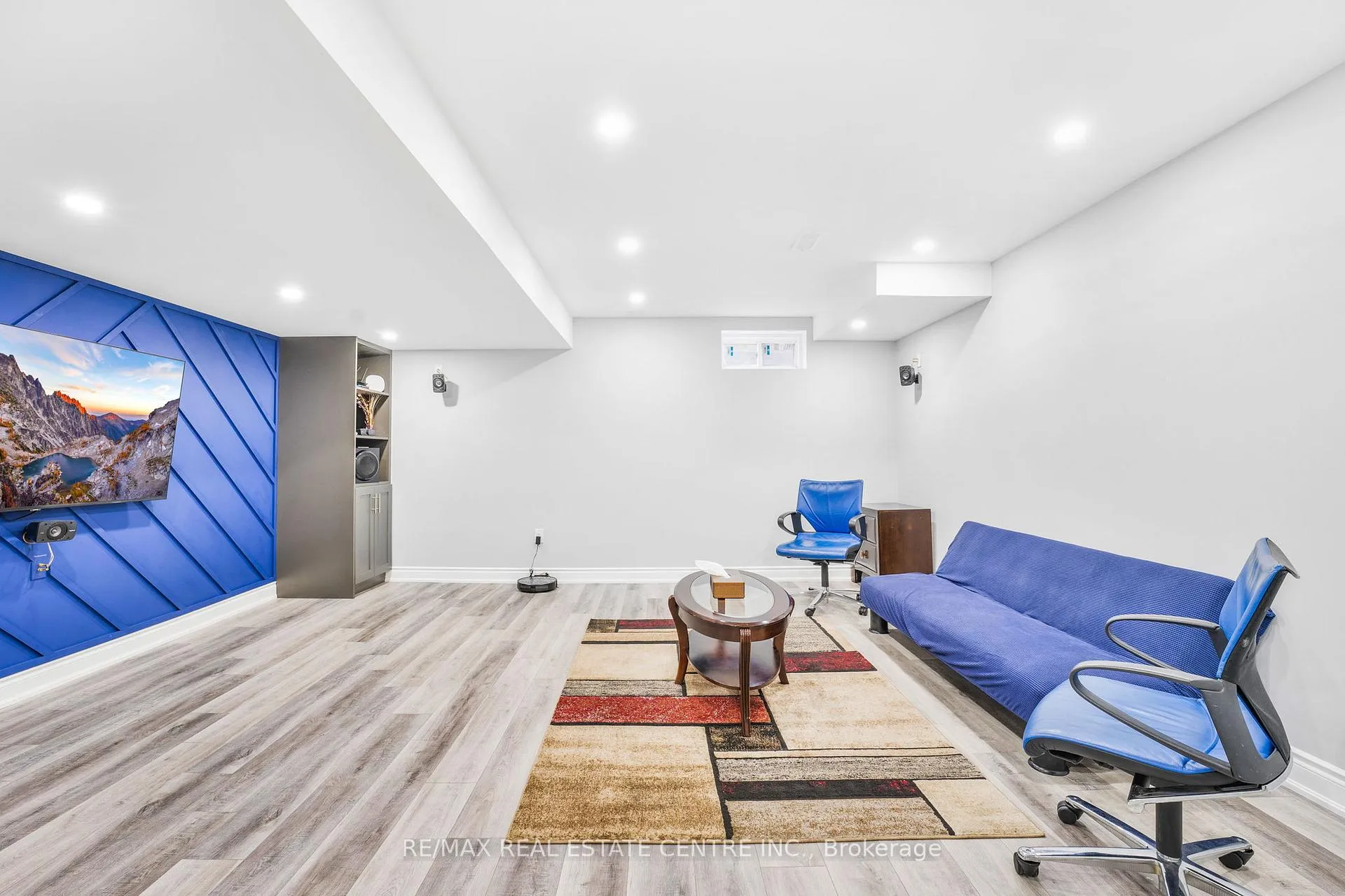 Photo 18 of 474 Sheaffe Place, Milton, Ford — HOMEH