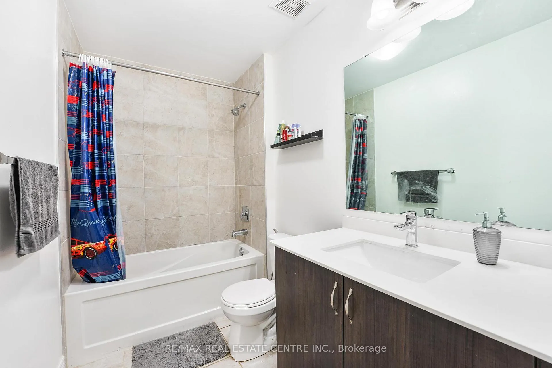 Photo 27 of 474 Sheaffe Place, Milton, Ford — HOMEH