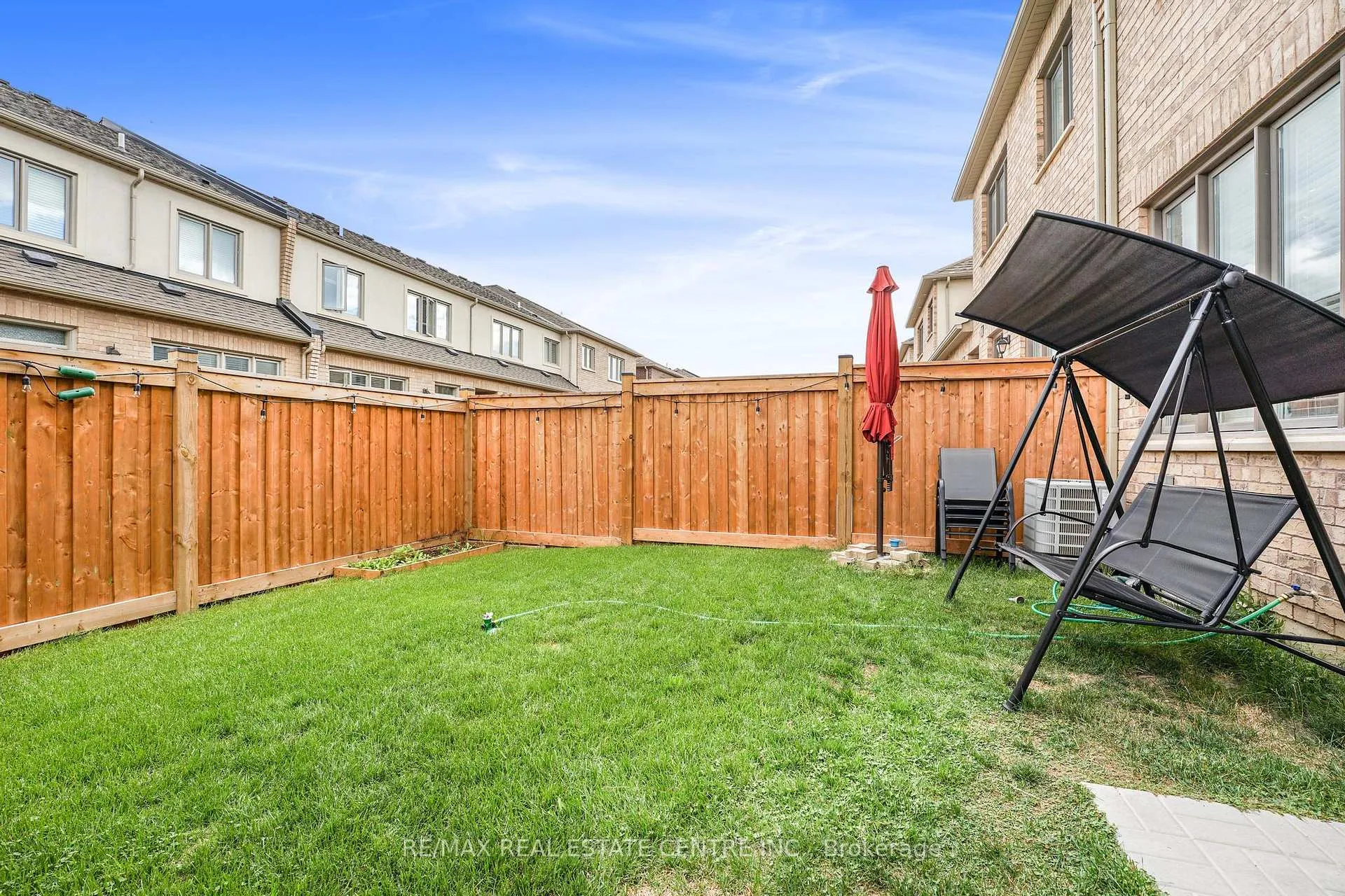 Photo 35 of 474 Sheaffe Place, Milton, Ford — HOMEH