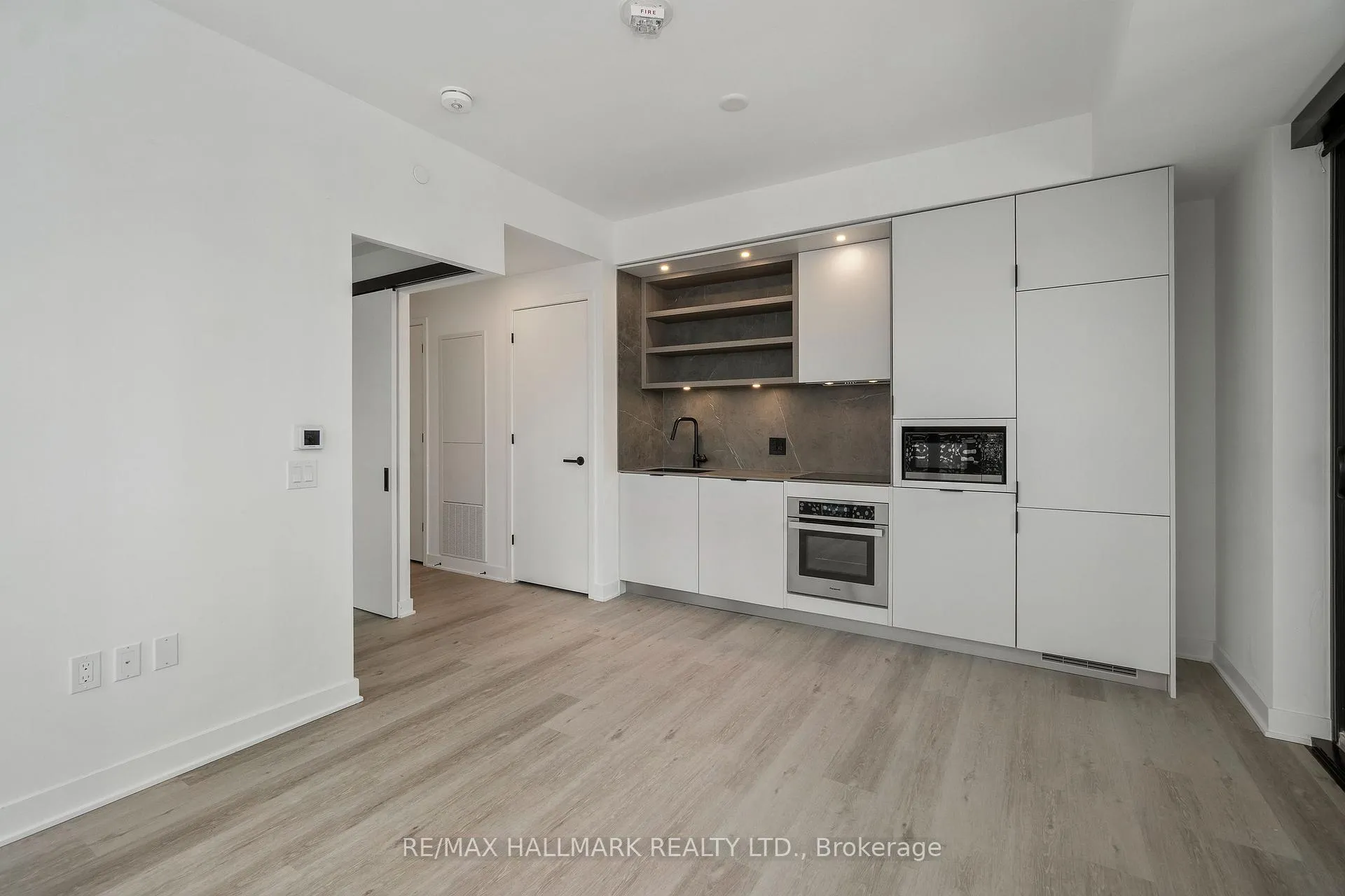 Photo 6 of Unit 1310, 55 Charles Street E, Toronto, Church-Yonge Corridor — HOMEH