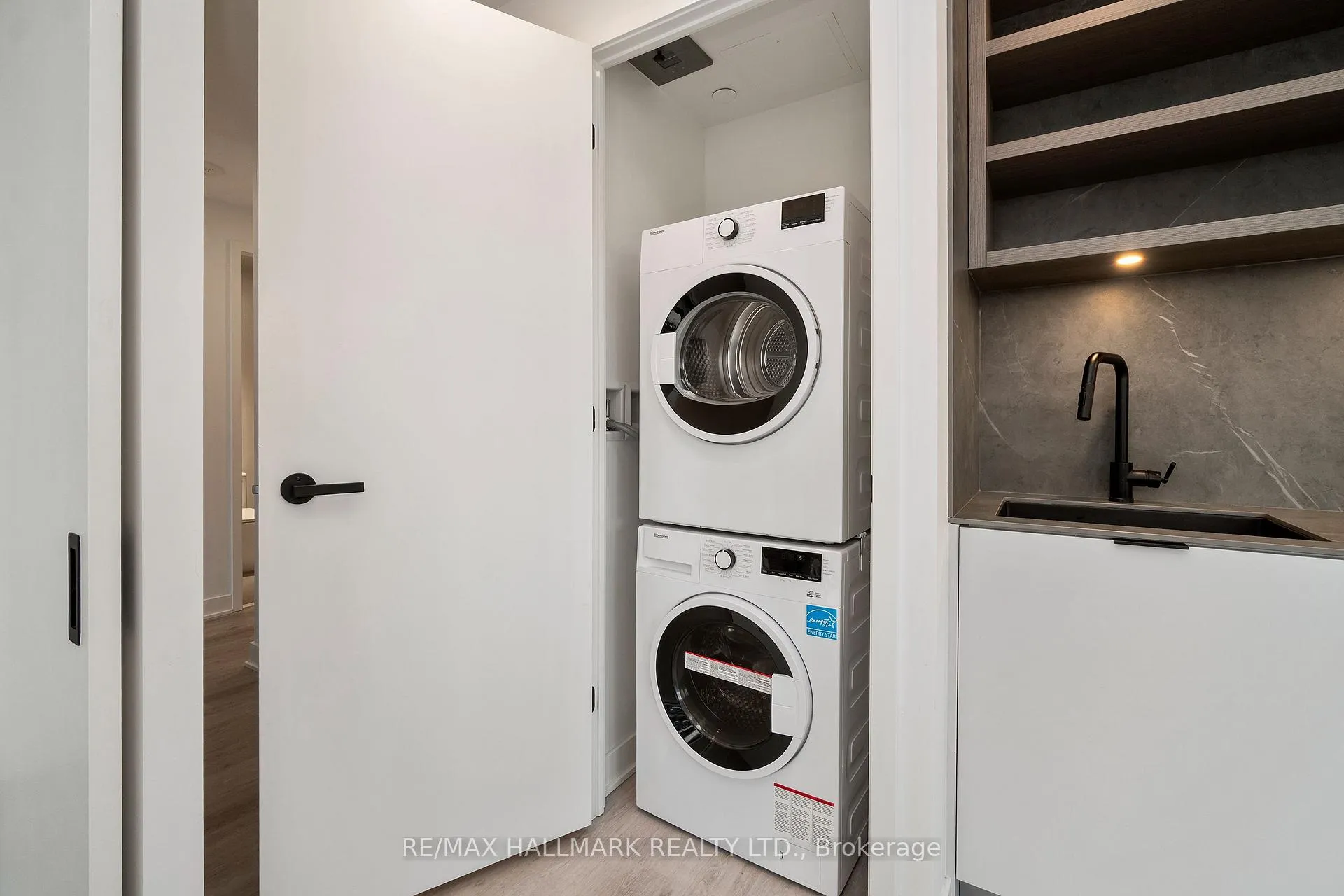 Photo 9 of Unit 1310, 55 Charles Street E, Toronto, Church-Yonge Corridor — HOMEH