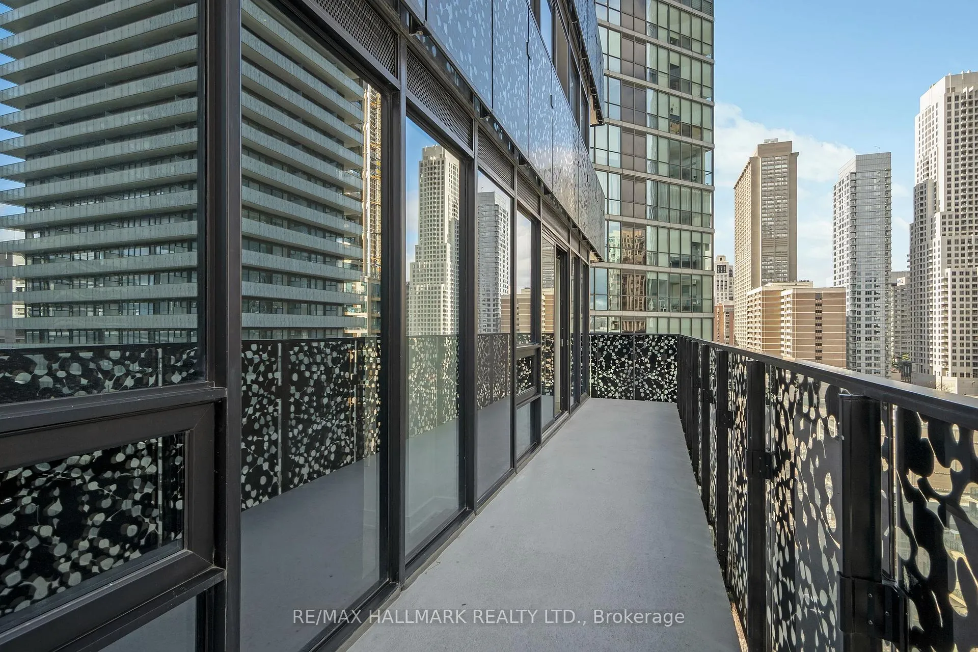 Photo 16 of Unit 1310, 55 Charles Street E, Toronto, Church-Yonge Corridor — HOMEH