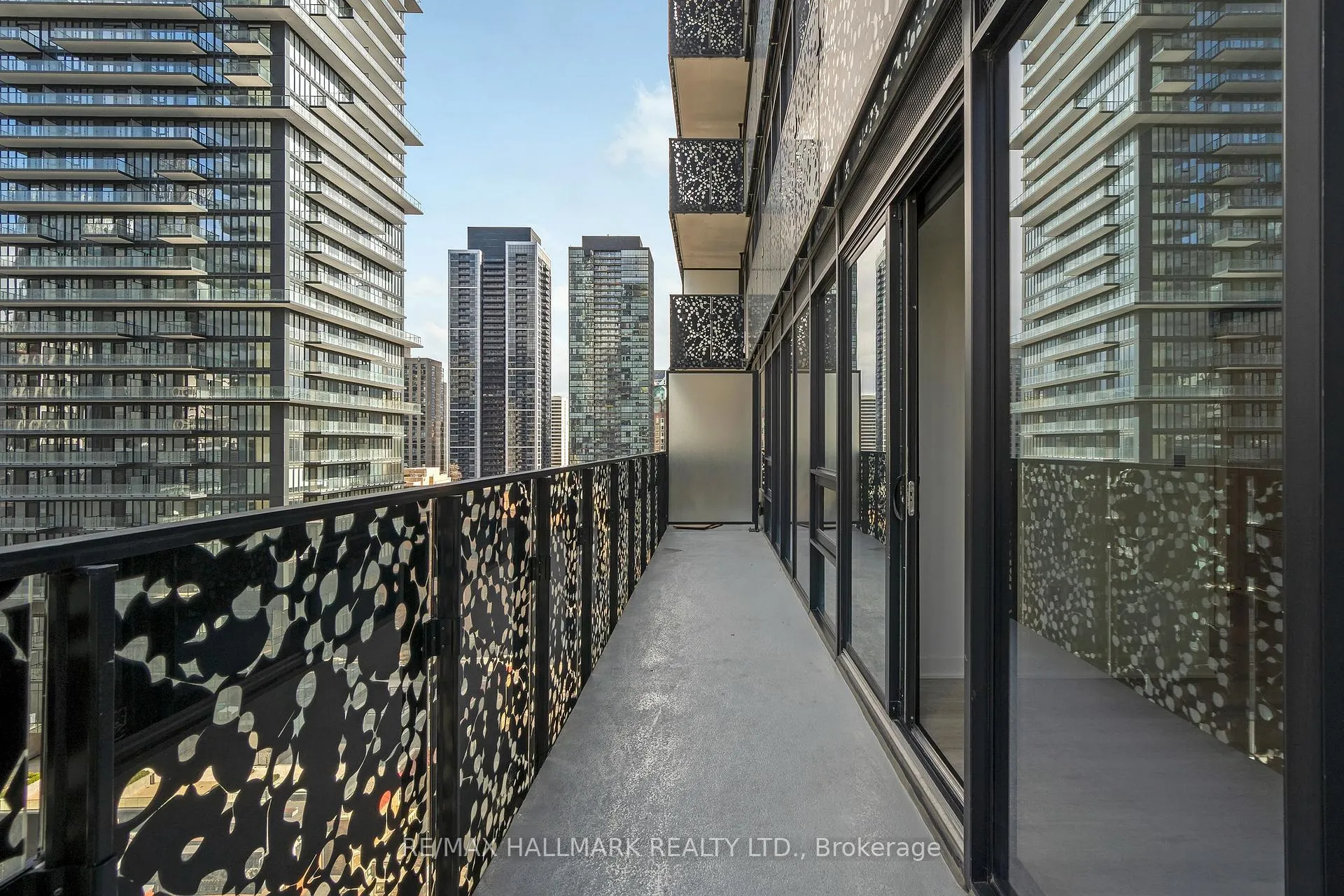 Photo 17 of Unit 1310, 55 Charles Street E, Toronto, Church-Yonge Corridor — HOMEH