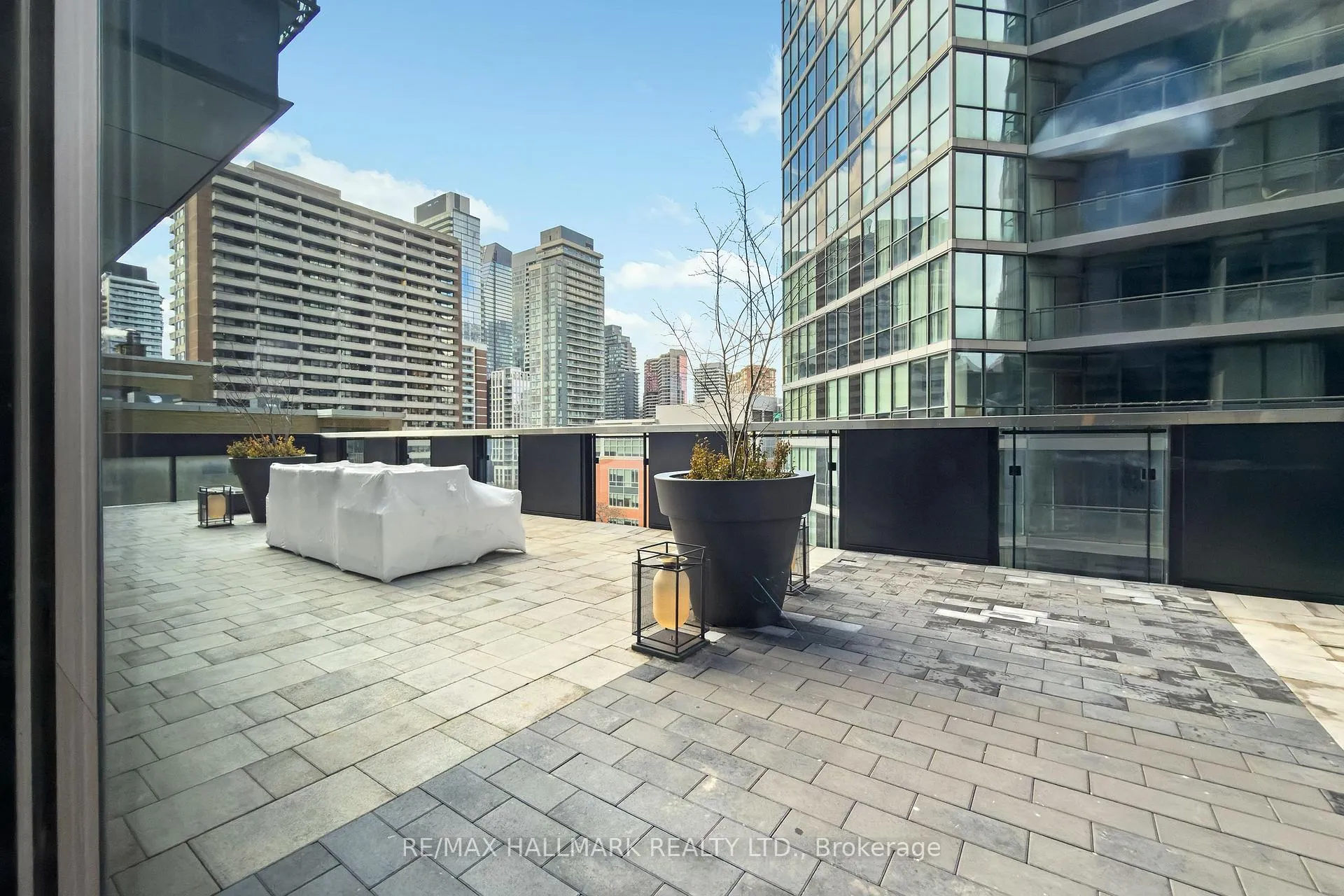 Photo 23 of Unit 1310, 55 Charles Street E, Toronto, Church-Yonge Corridor — HOMEH