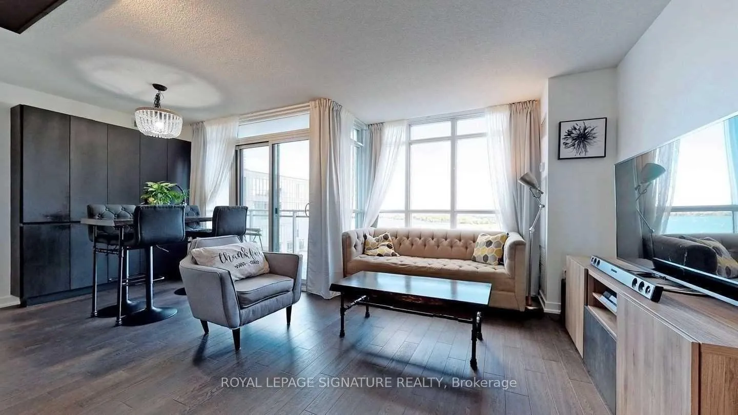 Photo 4 of Unit 2306, 15 Iceboat Terrace, Toronto, Waterfront Communities — HOMEH