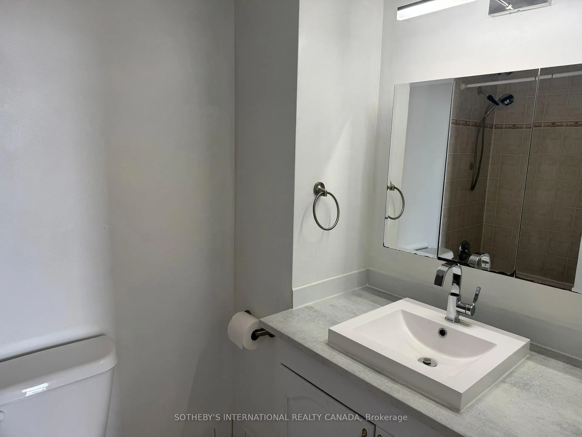 Photo 7 of Unit 706, 60 Pavane Linkway Way, Toronto, Flemingdon Park — HOMEH