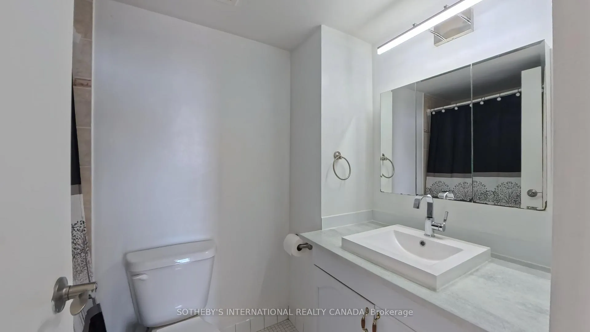 Photo 8 of Unit 706, 60 Pavane Linkway Way, Toronto, Flemingdon Park — HOMEH