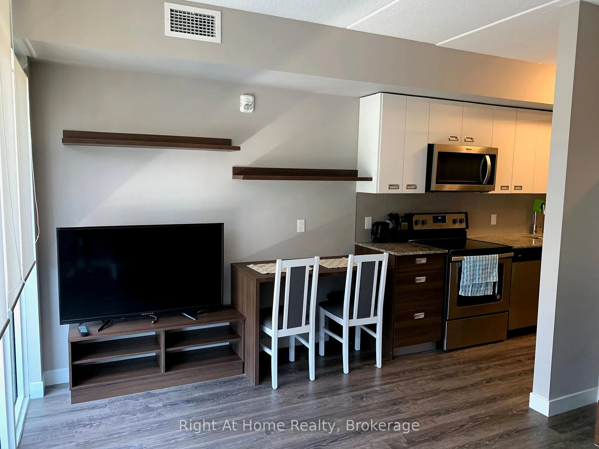 Photo 5 of Unit 410, 308 Lester Street, Waterloo, Beechwood/University — HOMEH