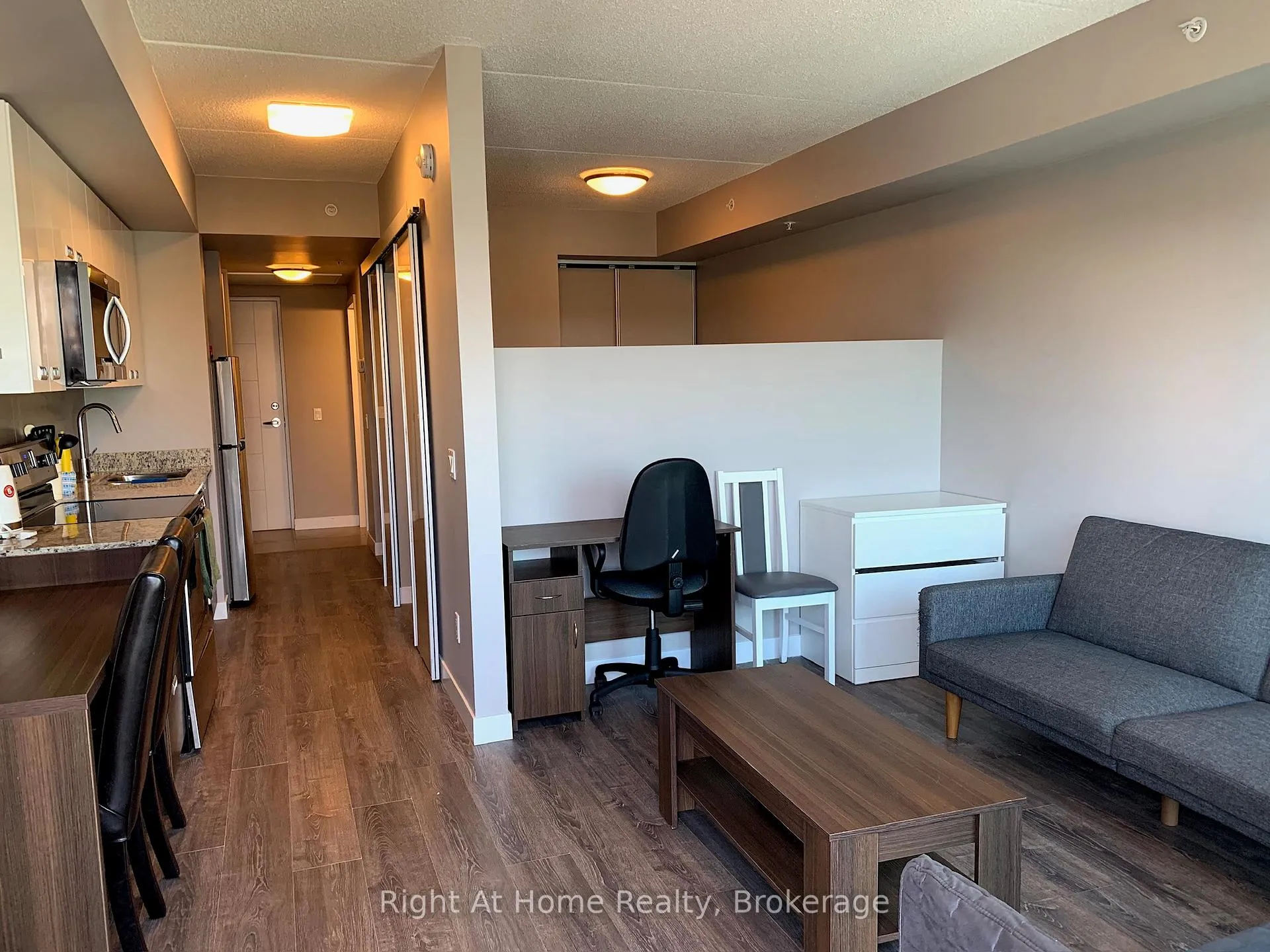Photo 6 of Unit 410, 308 Lester Street, Waterloo, Beechwood/University — HOMEH