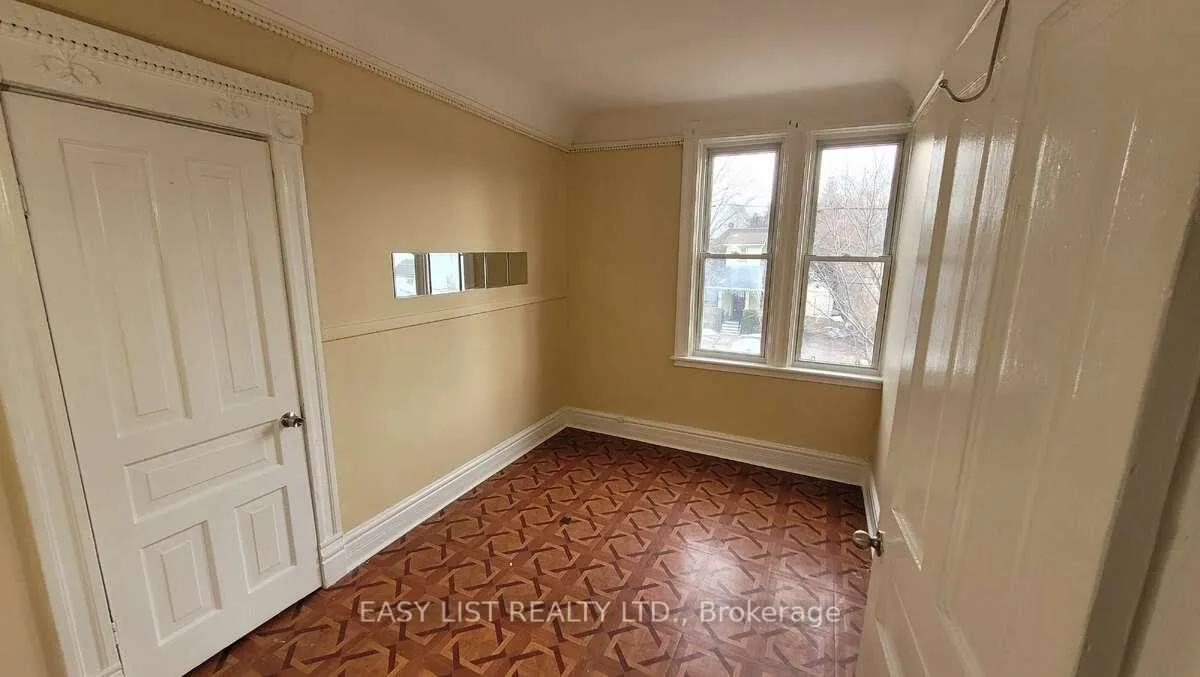 Photo 20 of 626 Lorne Avenue, London, East G — HOMEH