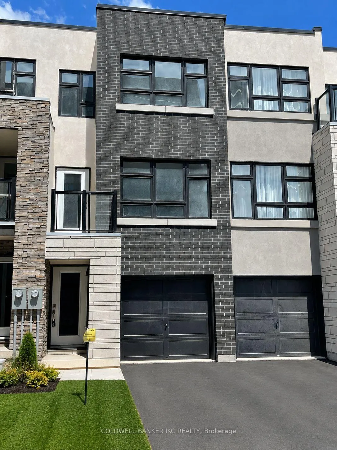 Photo 1 of Unit 92, 1121 Cooke Boulevard, Burlington, LaSalle — HOMEH