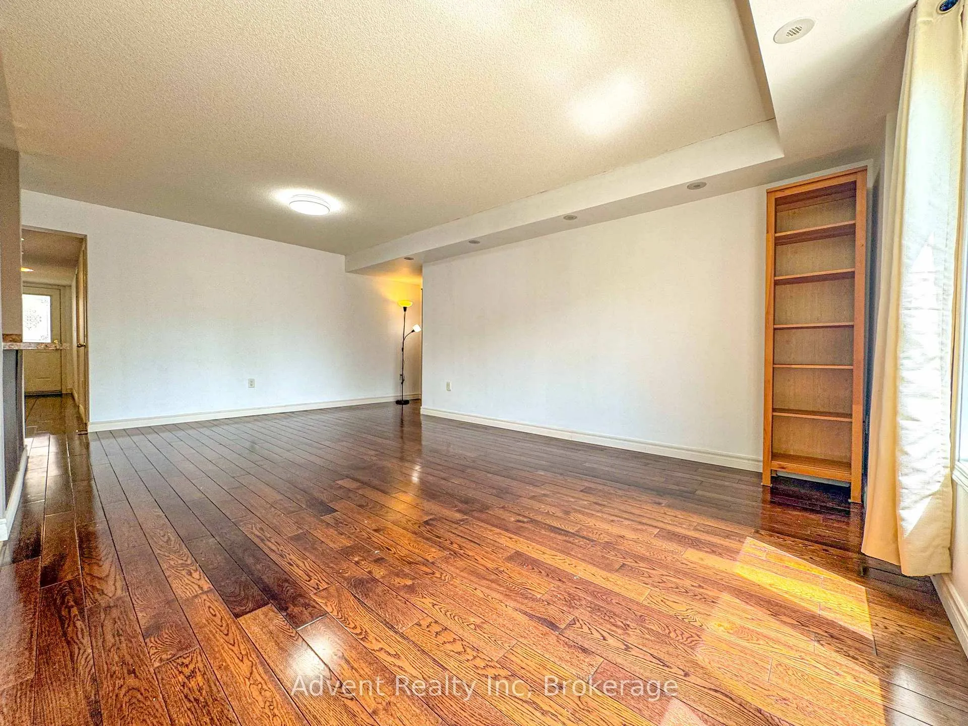 Photo 3 of Unit 123, 160 Louisbourg Way, Markham, Greensborough — HOMEH