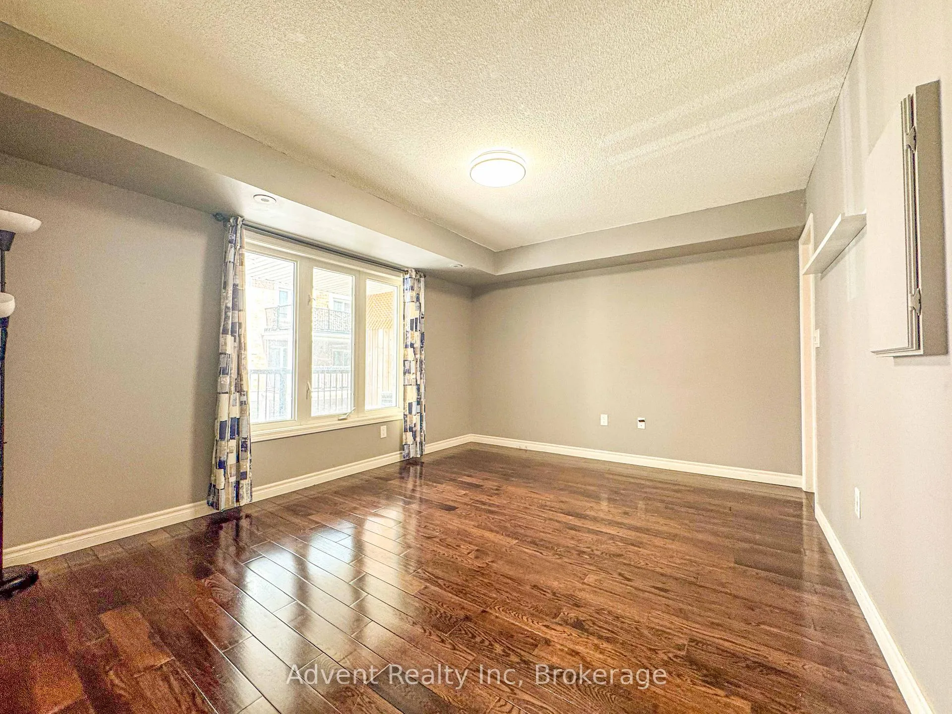 Photo 8 of Unit 123, 160 Louisbourg Way, Markham, Greensborough — HOMEH