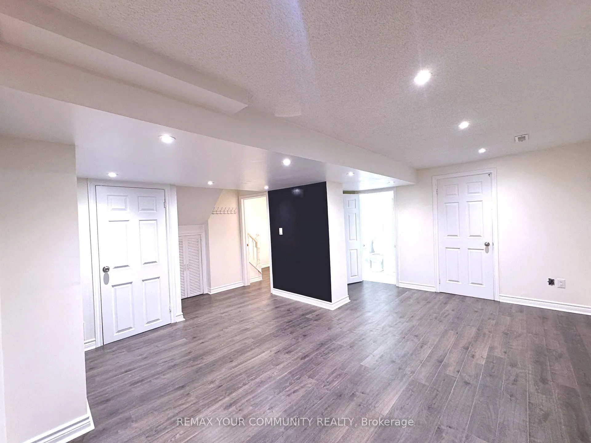 Photo 3 of Unit Lower, 1564 Marshcourt Drive, Pickering, Village East — HOMEH