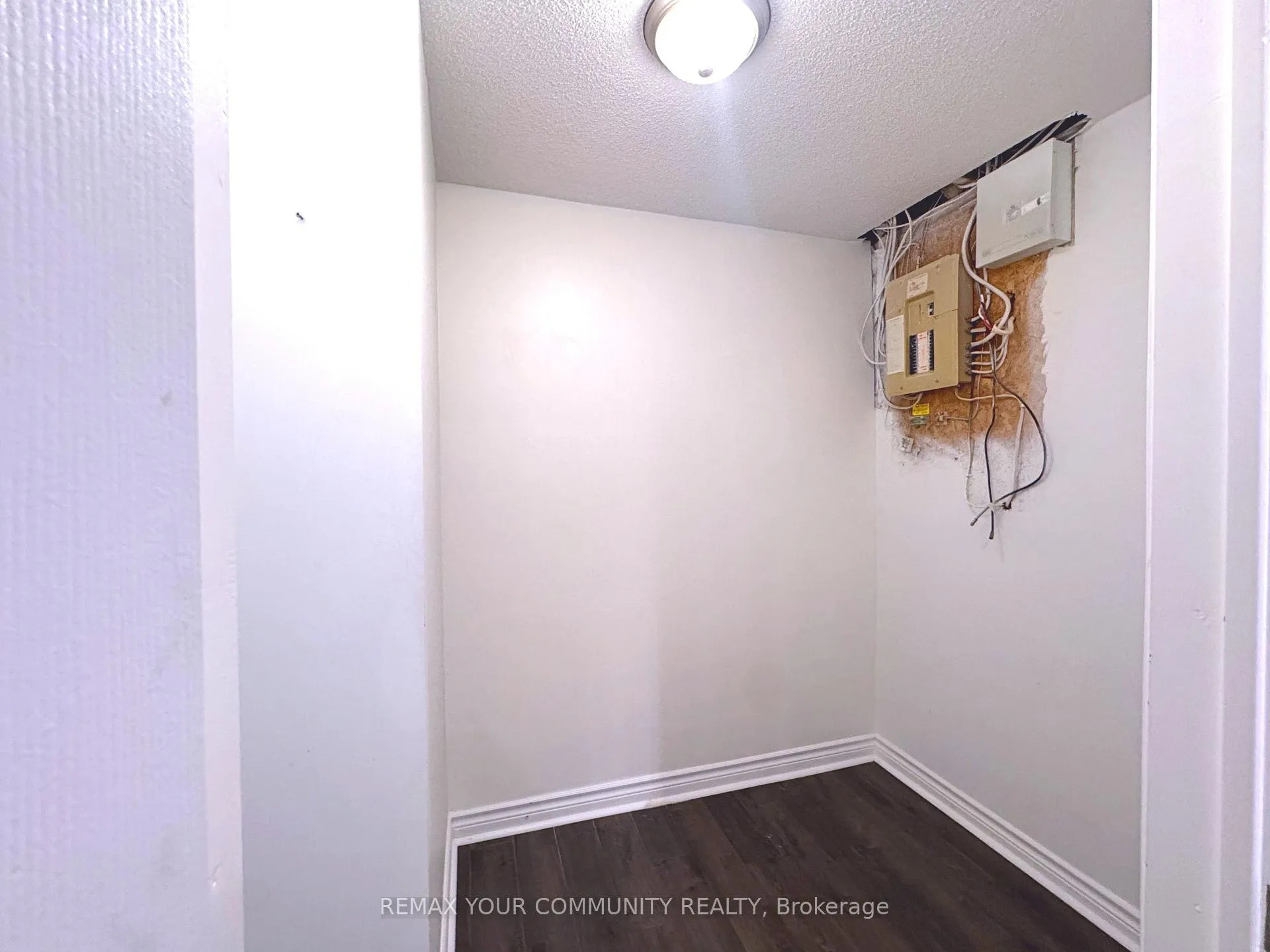 Photo 8 of Unit Lower, 1564 Marshcourt Drive, Pickering, Village East — HOMEH
