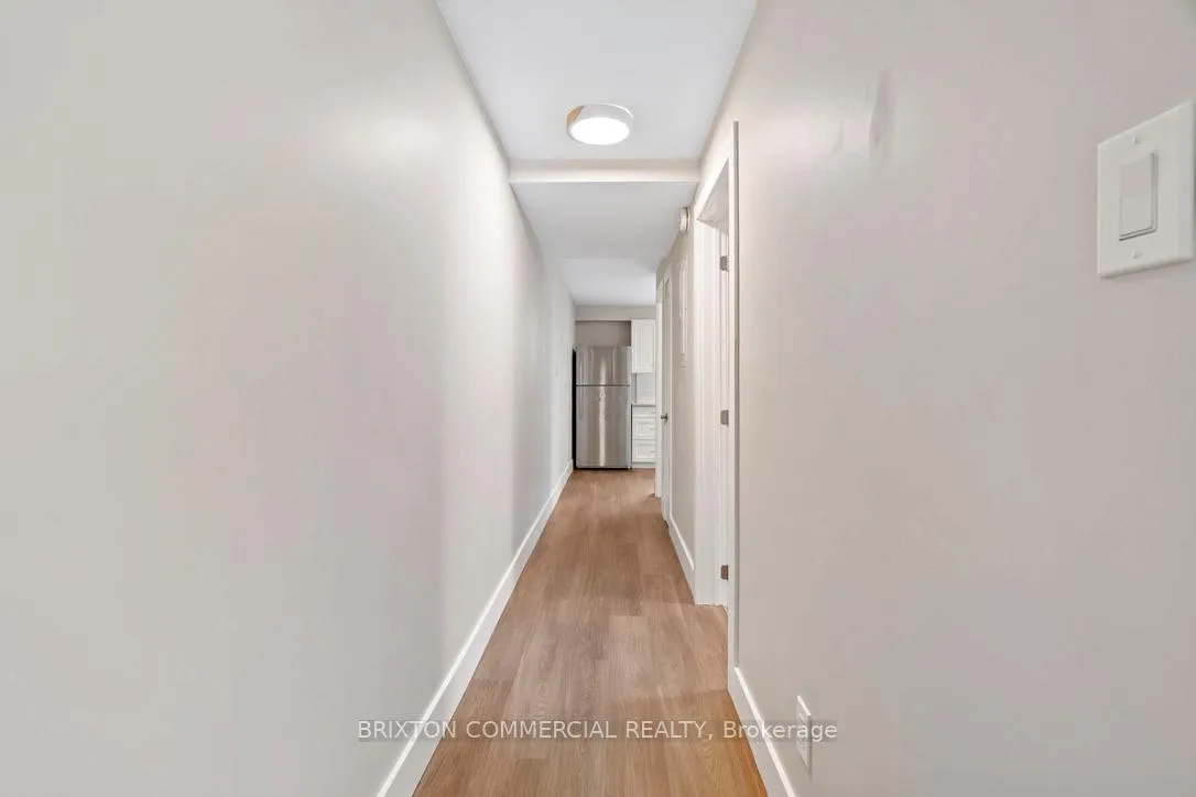 Photo 14 of Unit 4, 586 Victoria Street S, Kitchener, Victoria Hills — HOMEH