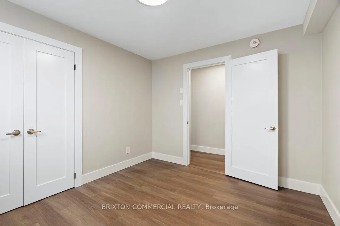 Photo 20 of Unit 4, 586 Victoria Street S, Kitchener, Victoria Hills — HOMEH