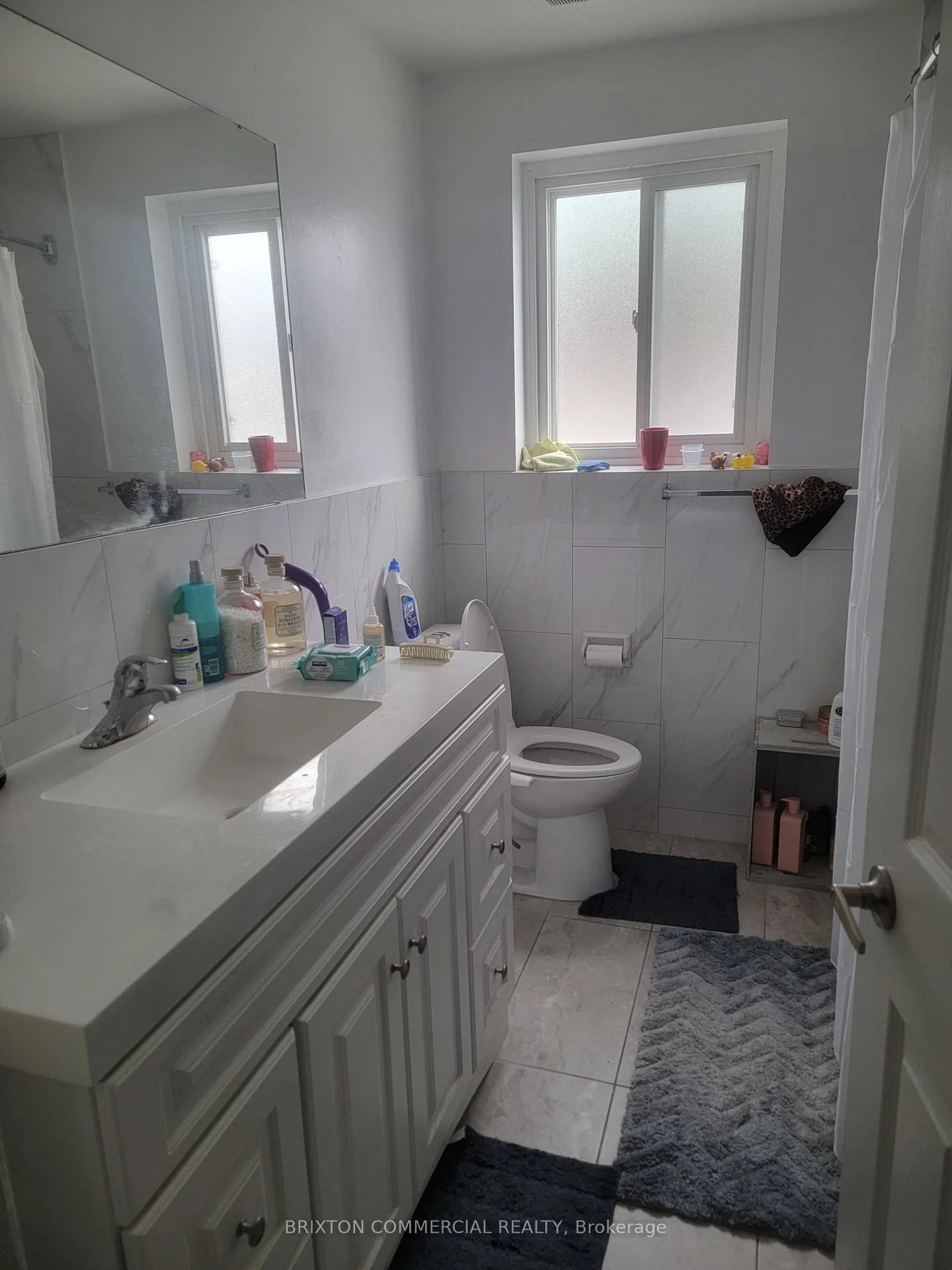 Photo 15 of Unit 4, 586 Victoria Street S, Kitchener, Victoria Hills — HOMEH