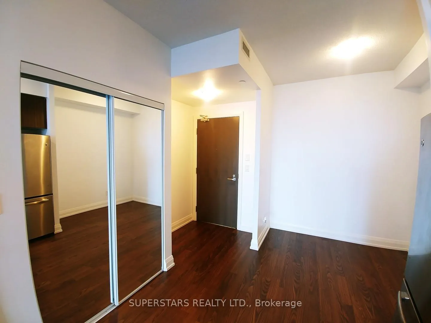 Photo 2 of Unit 2133, 7161 Yonge Street, Markham, Thornhill — HOMEH