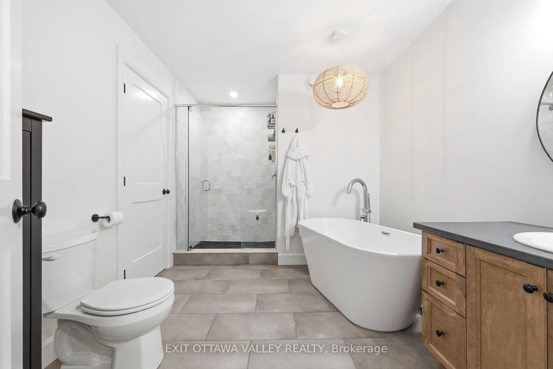 Photo 24 of 1038 Beatty Crescent, Deep River, Deep River — HOMEH