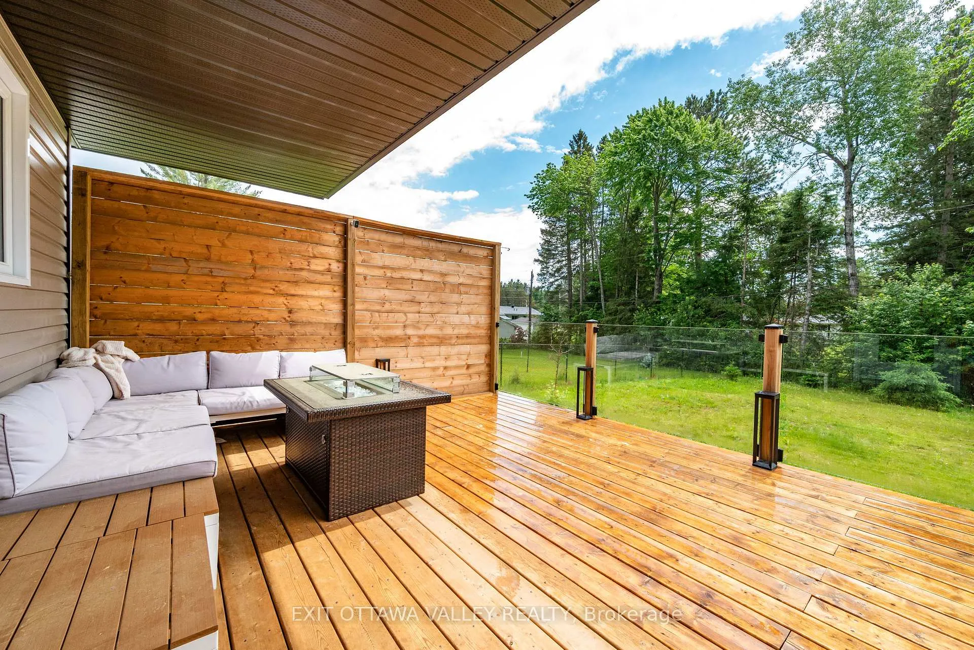 Photo 39 of 1038 Beatty Crescent, Deep River, Deep River — HOMEH